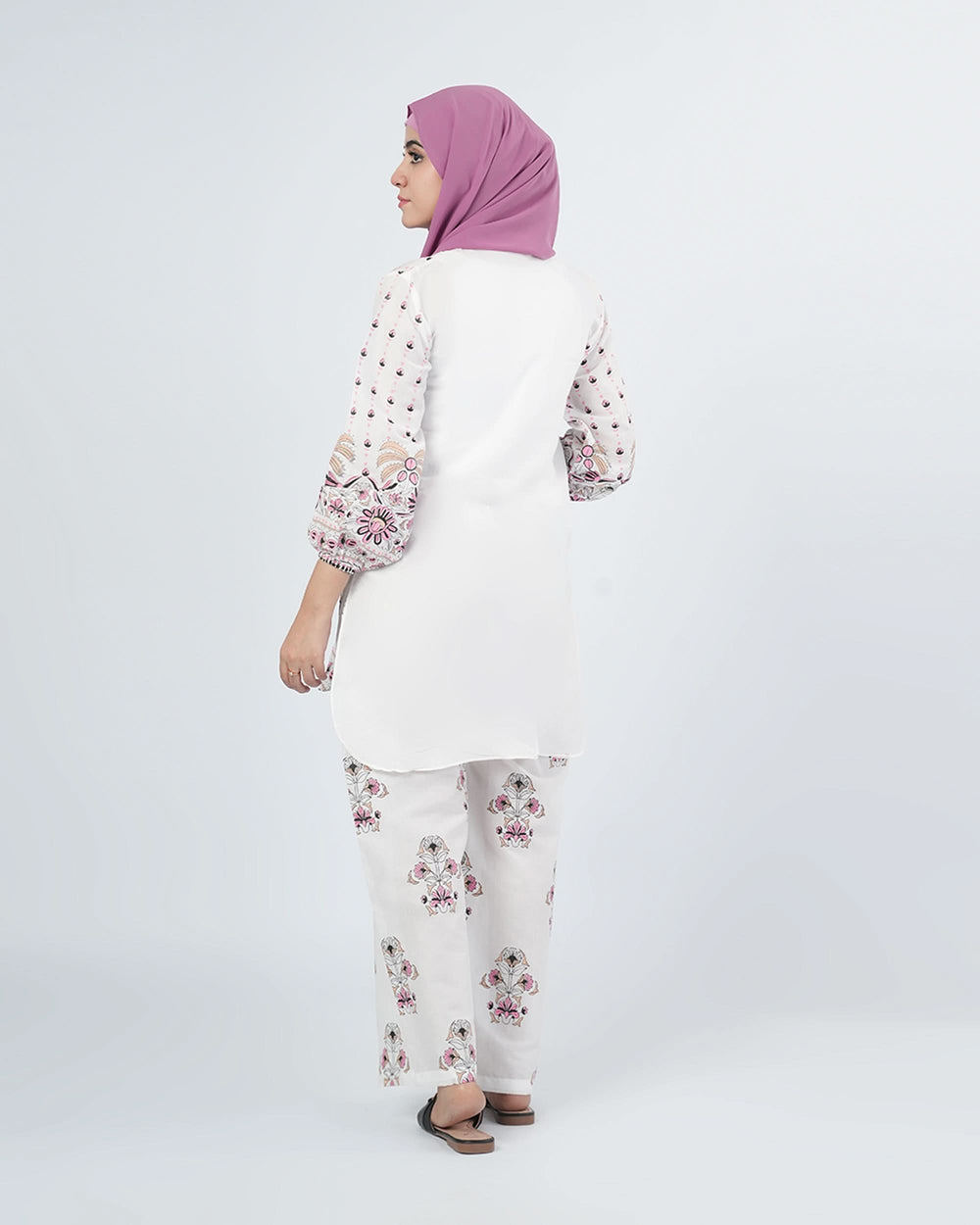 Valuables Women Printed 2-Piece Suit, Women Shalwar Suits, Chase Value, Chase Value