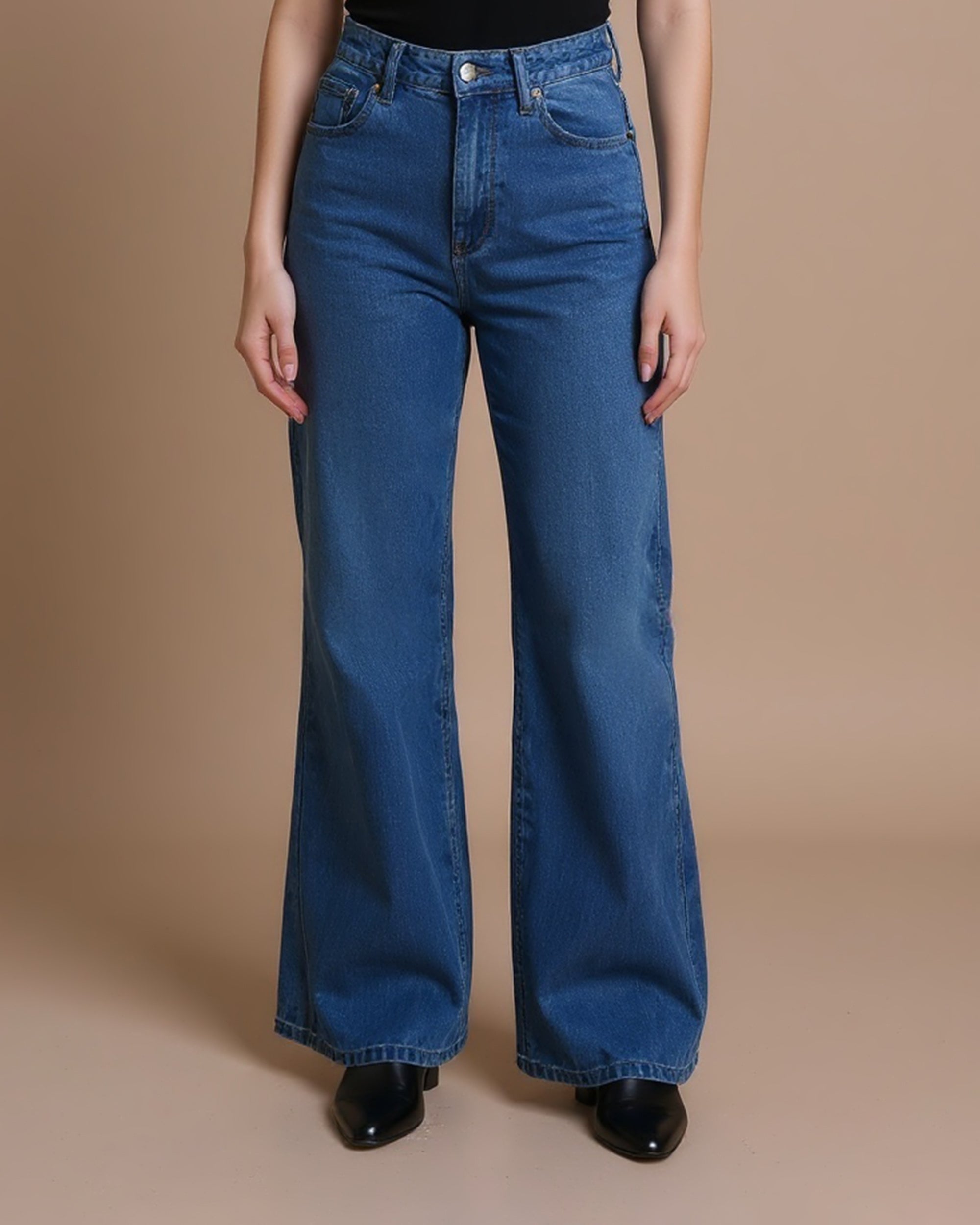 Women’s Flared Denim Pant