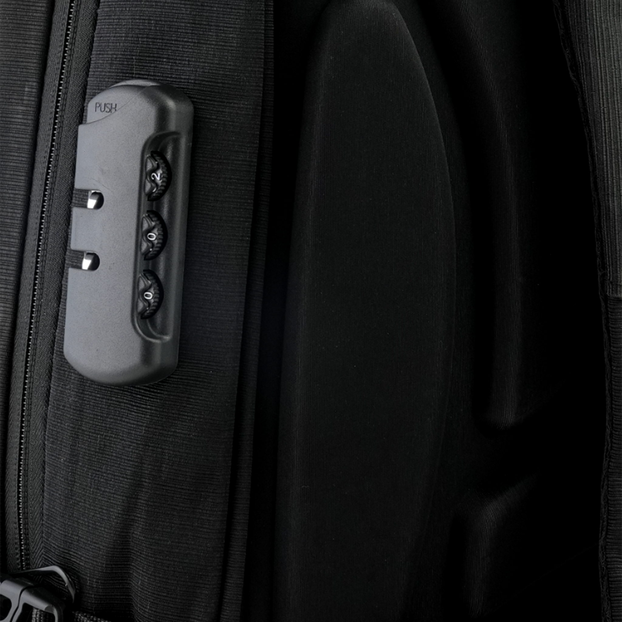 Laptop Backpack DENG GAO – Professional Tech Bag for Daily Use - Black, Bags & Accessories, Chase Value, Chase Value