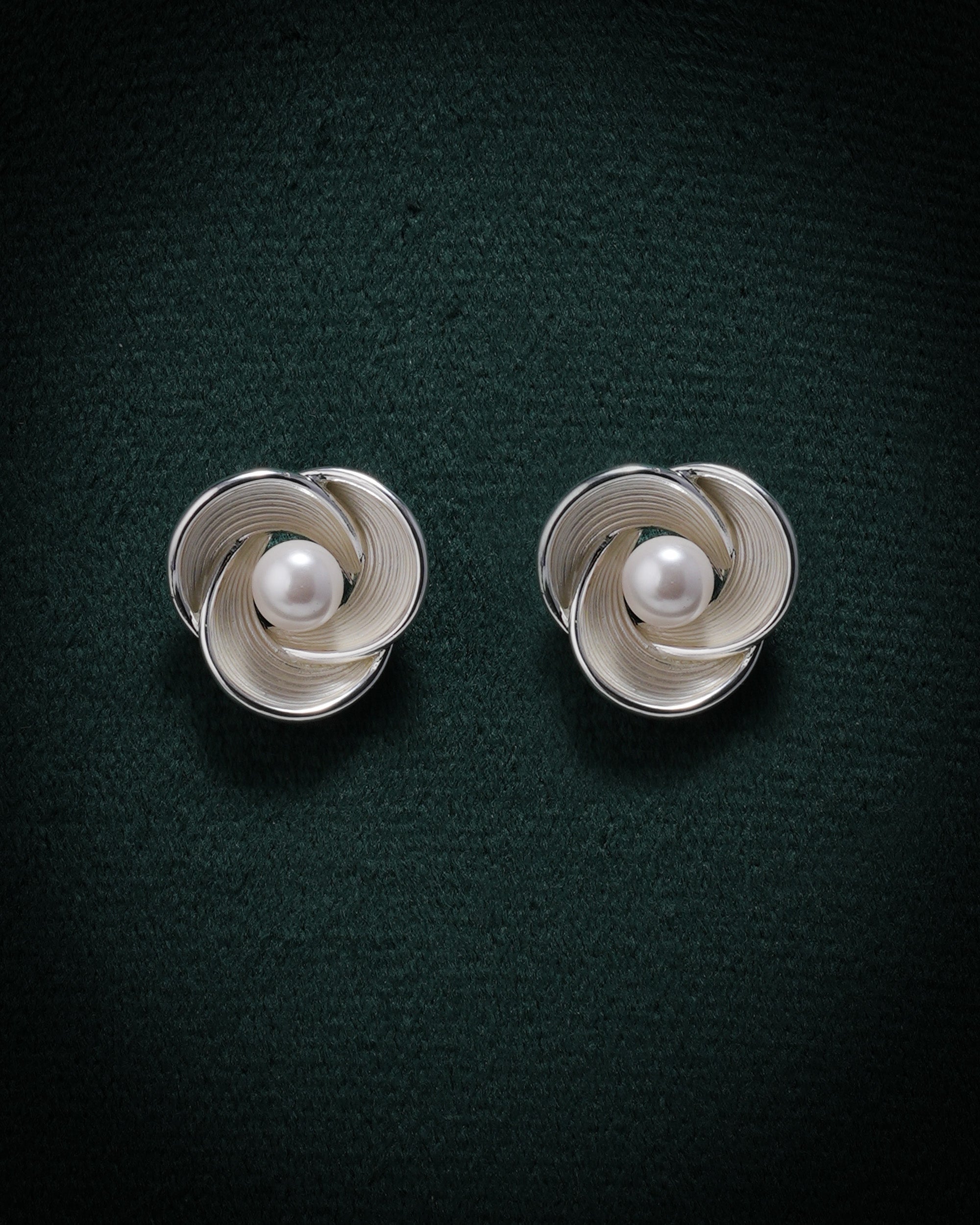 Eminent Women's Ear Tops, Women Earrings & Tops, Eminent, Chase Value