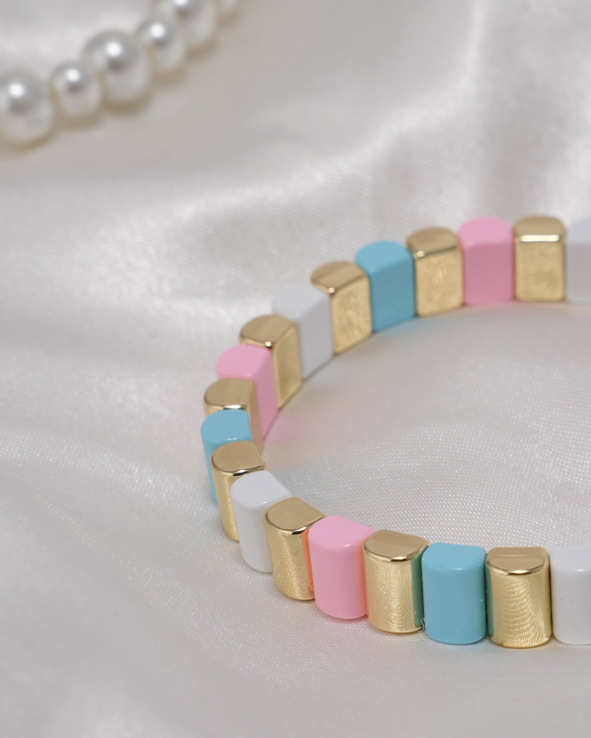 Eminent Women's Bracelet, Women Bangles & Bracelets, Eminent, Chase Value