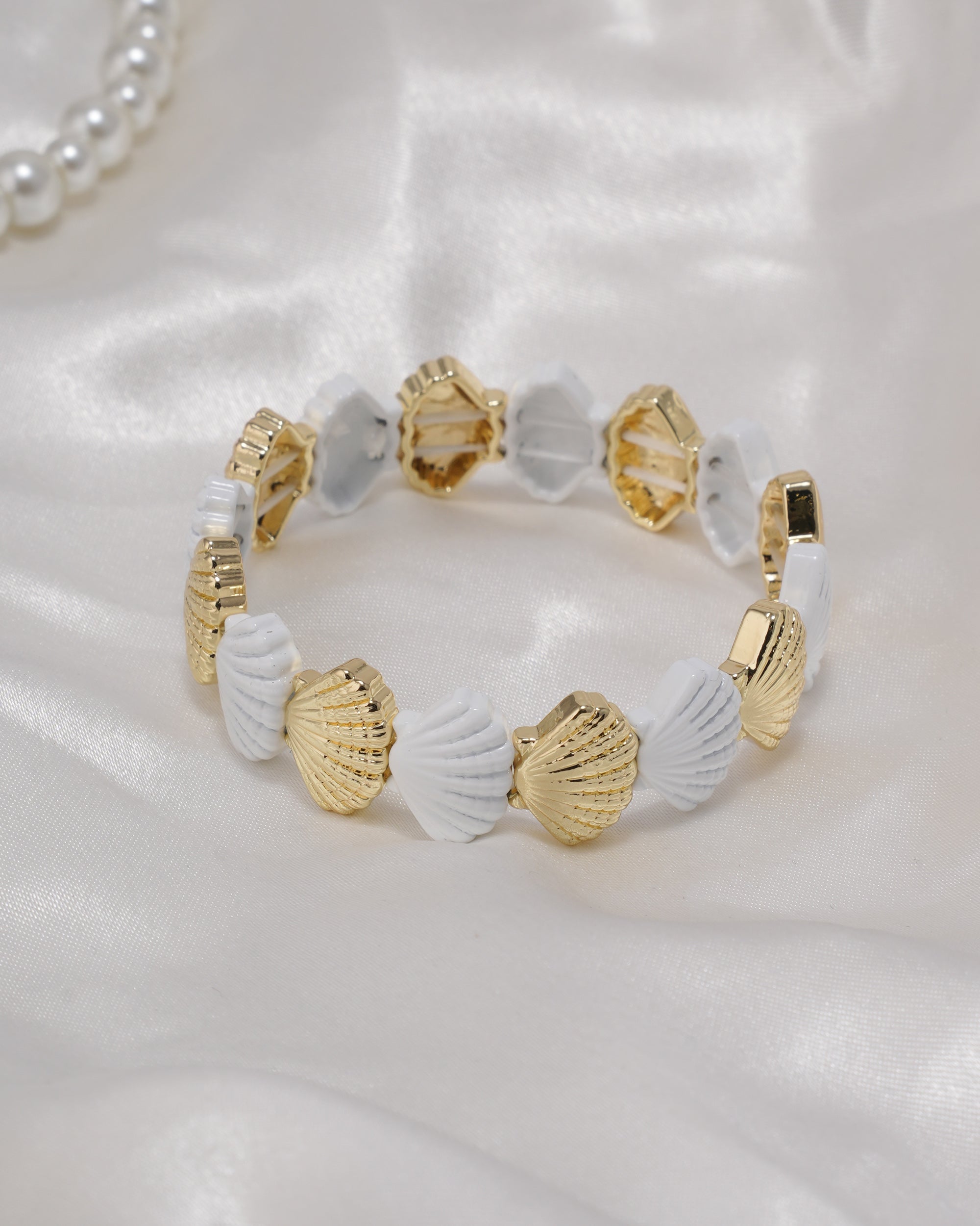 Eminent Women's Bracelet, Women Bangles & Bracelets, Eminent, Chase Value