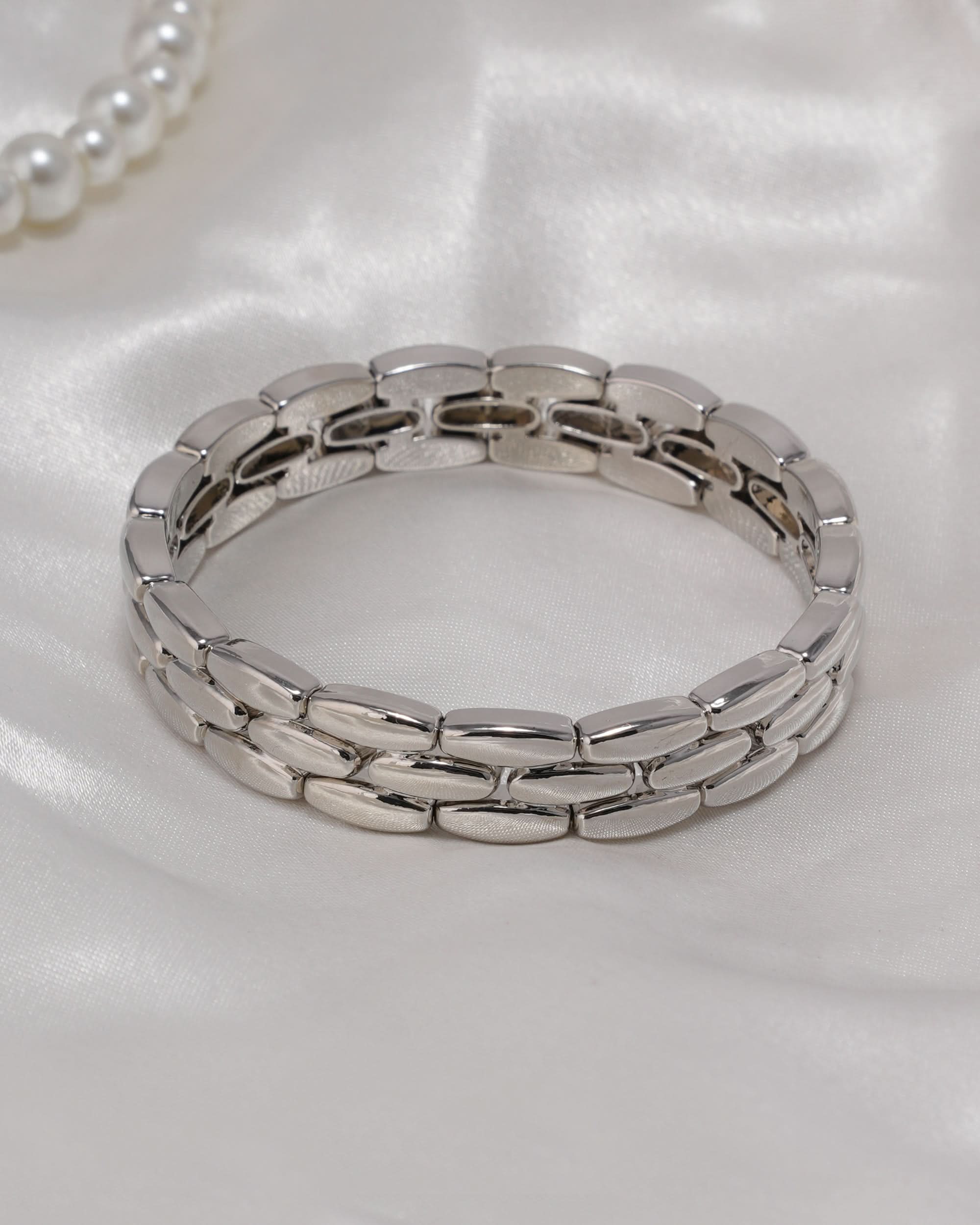 Eminent Women's Bracelet, Women Bangles & Bracelets, Eminent, Chase Value