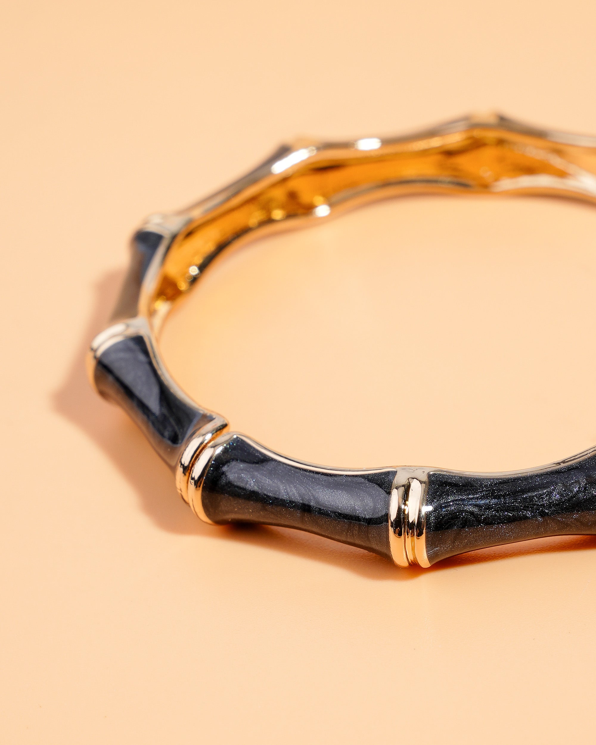 Eminent Women’s Enamel Segment Bangle