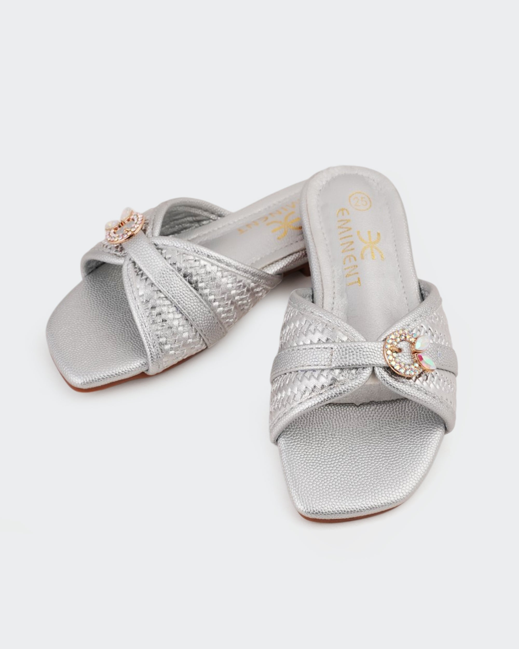 Eminent Girls' Casual Slippers, Girls Slippers, Eminent, Chase Value