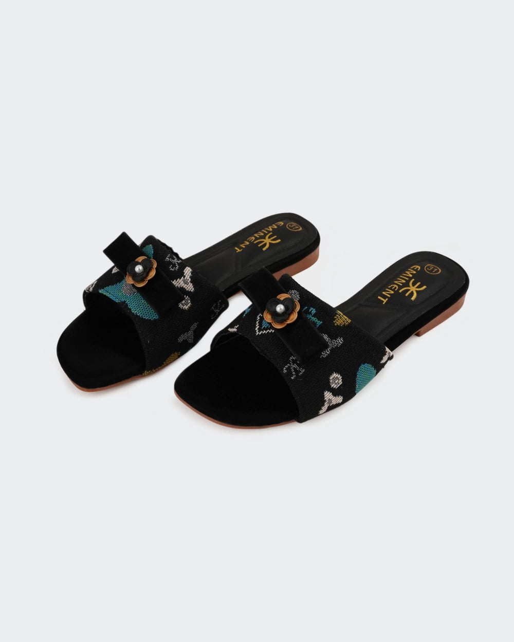 Eminent Girls' Casual Slippers, Girls Slippers, Eminent, Chase Value