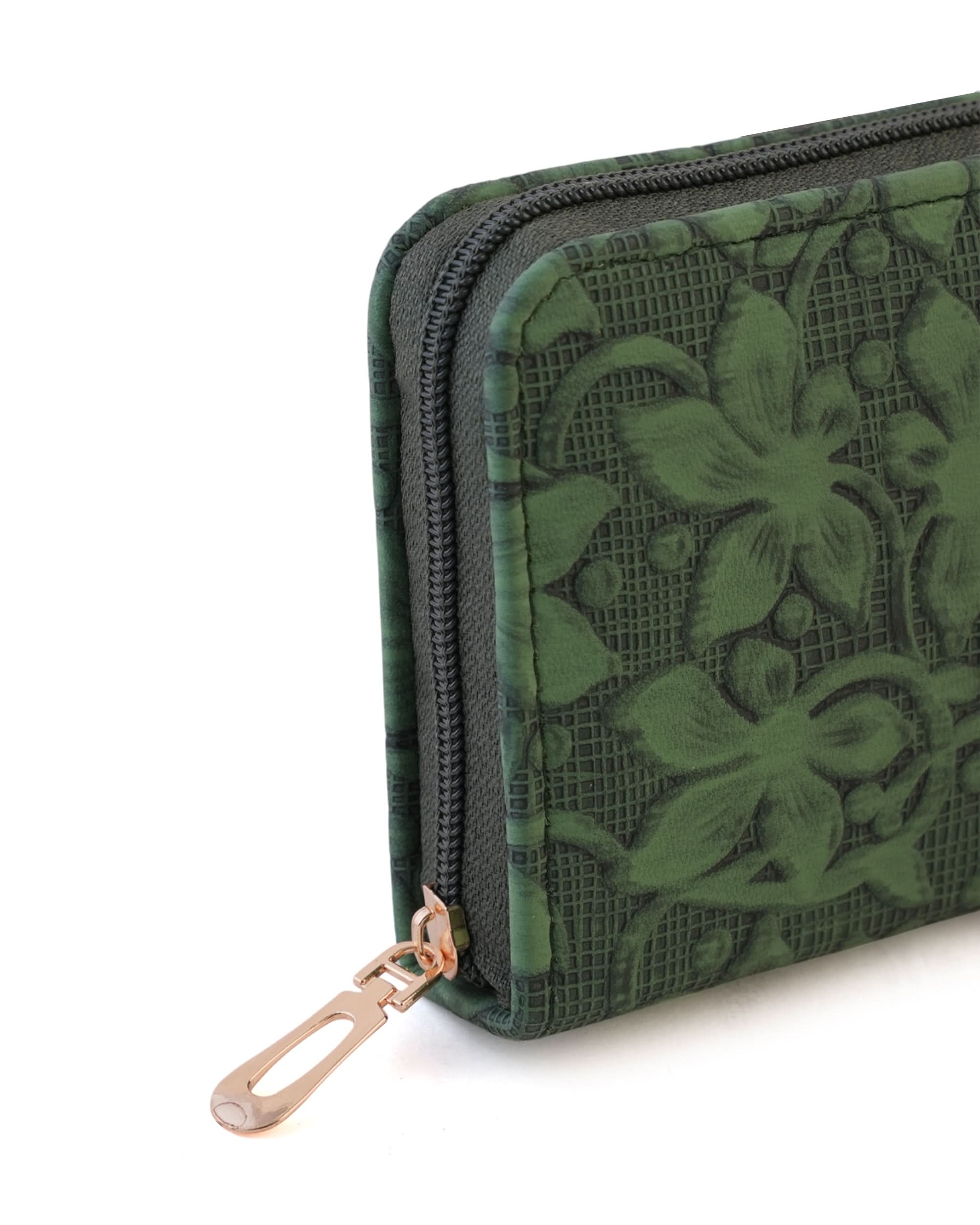 Women's Zipper Wallet, Women Wallets, Chase Value, Chase Value