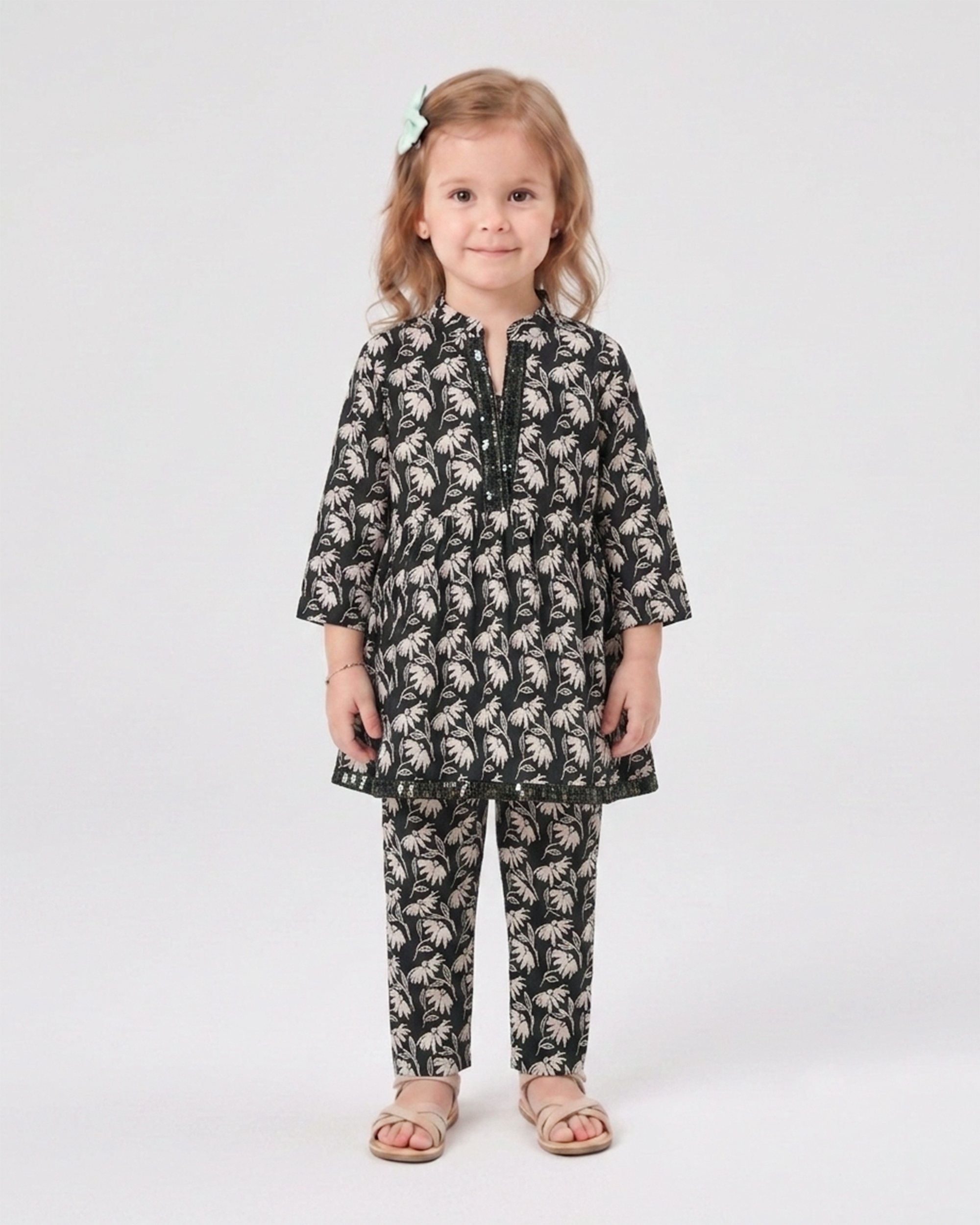 Valuables Girls' Essential 2 Pcs Suit