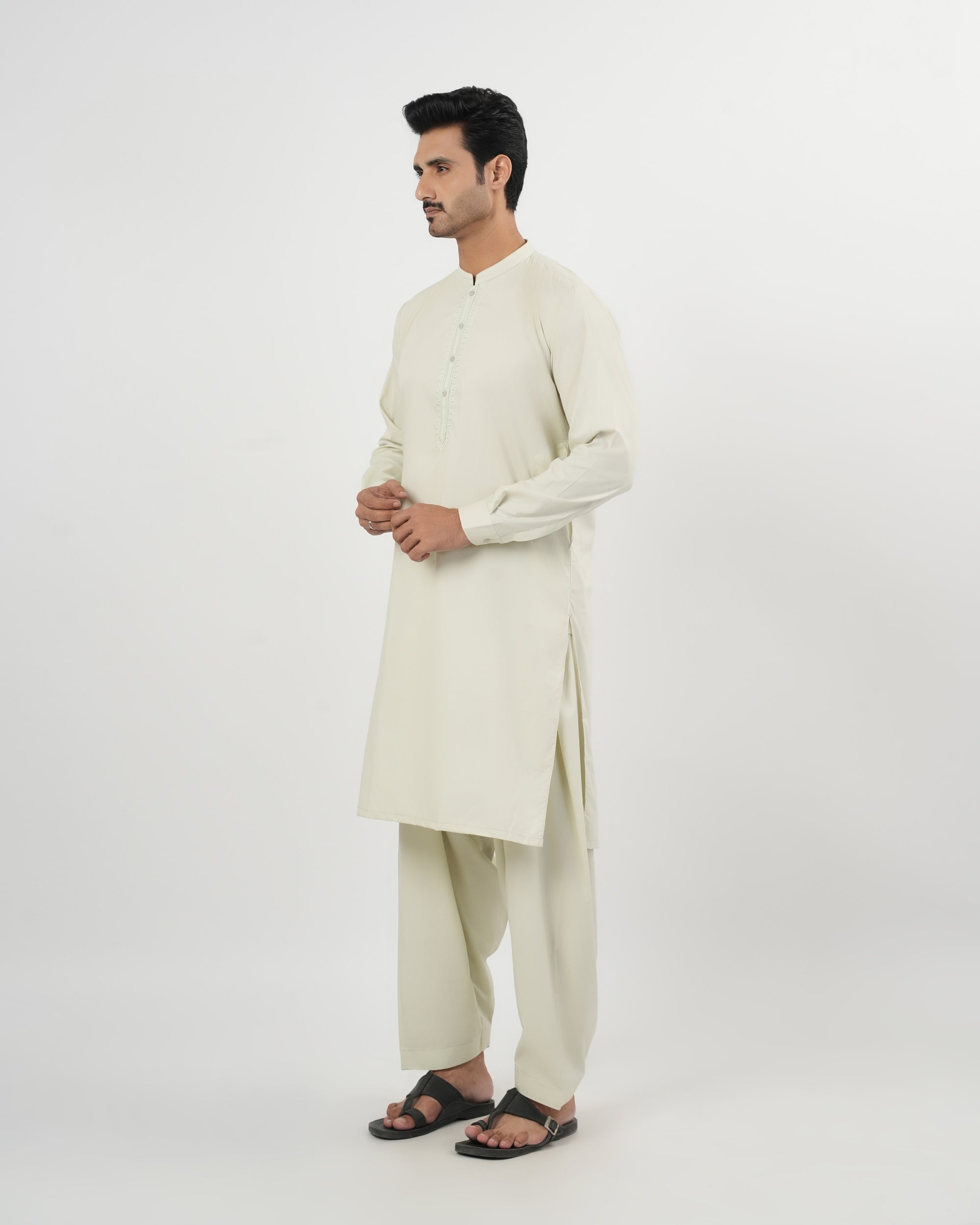 Eminent Men's Embroidered Shalwar Kameez