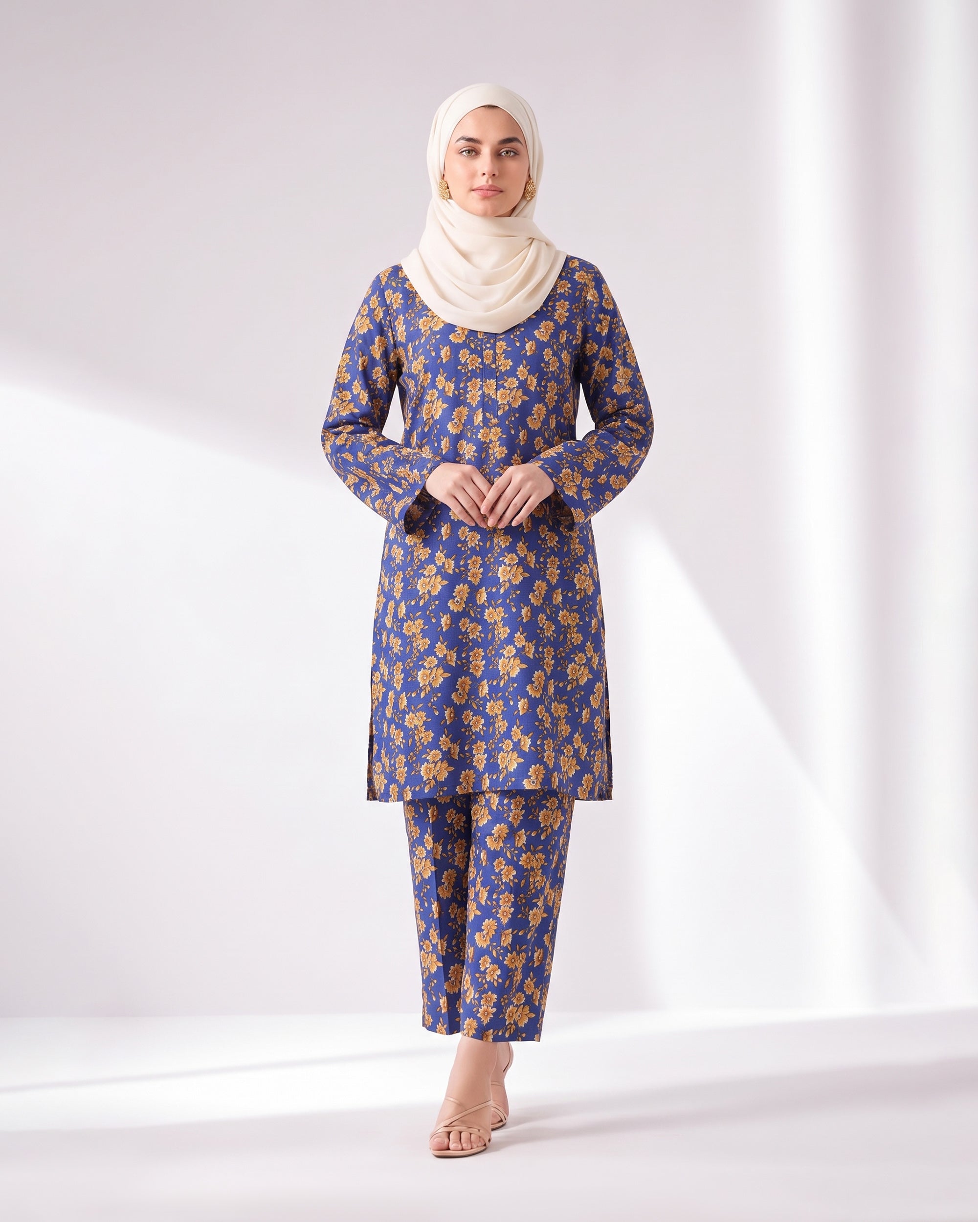Women's Unstitched Printed 2 Pc Suit