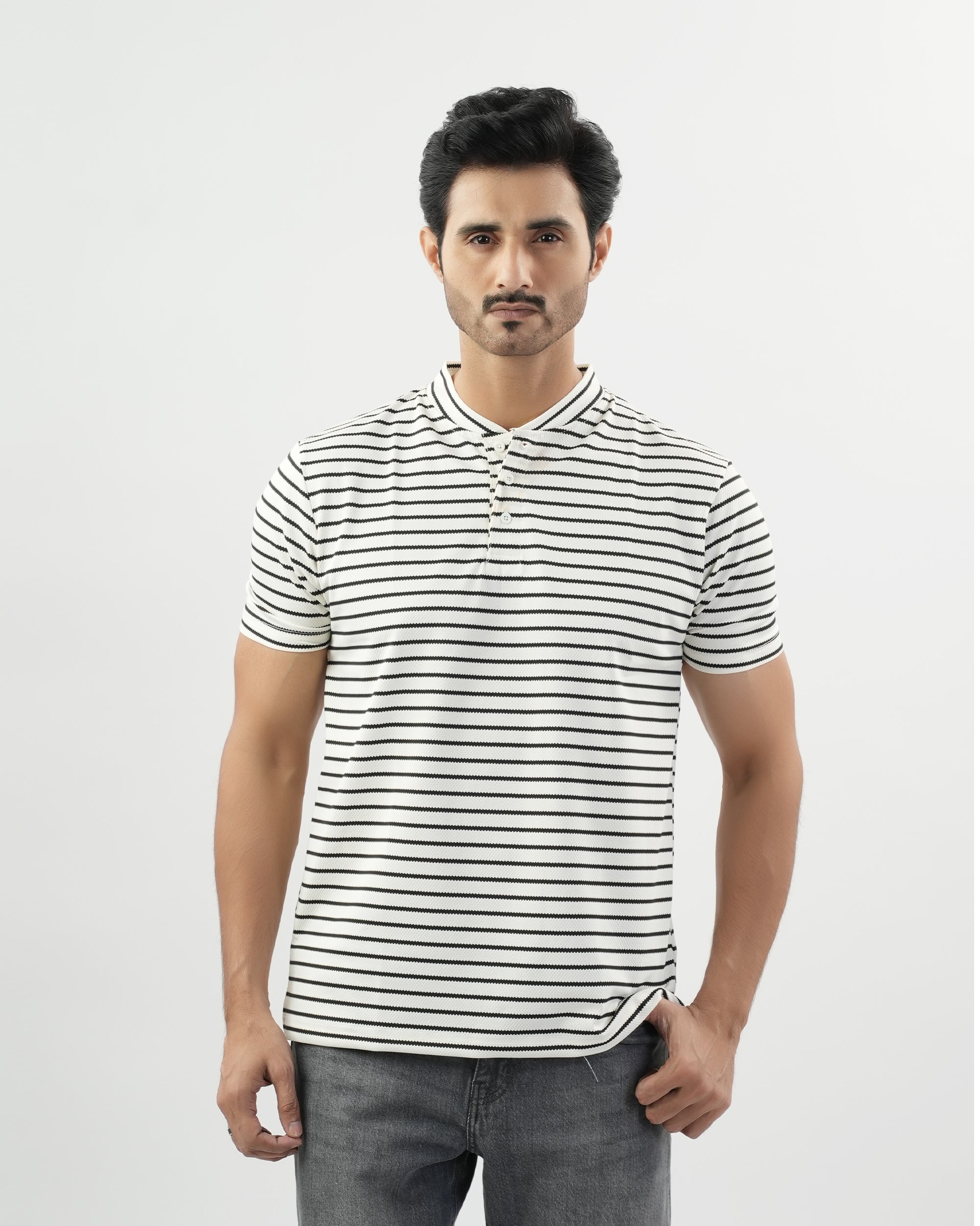 Valuables Men's Henley Half Sleeve T-Shirt