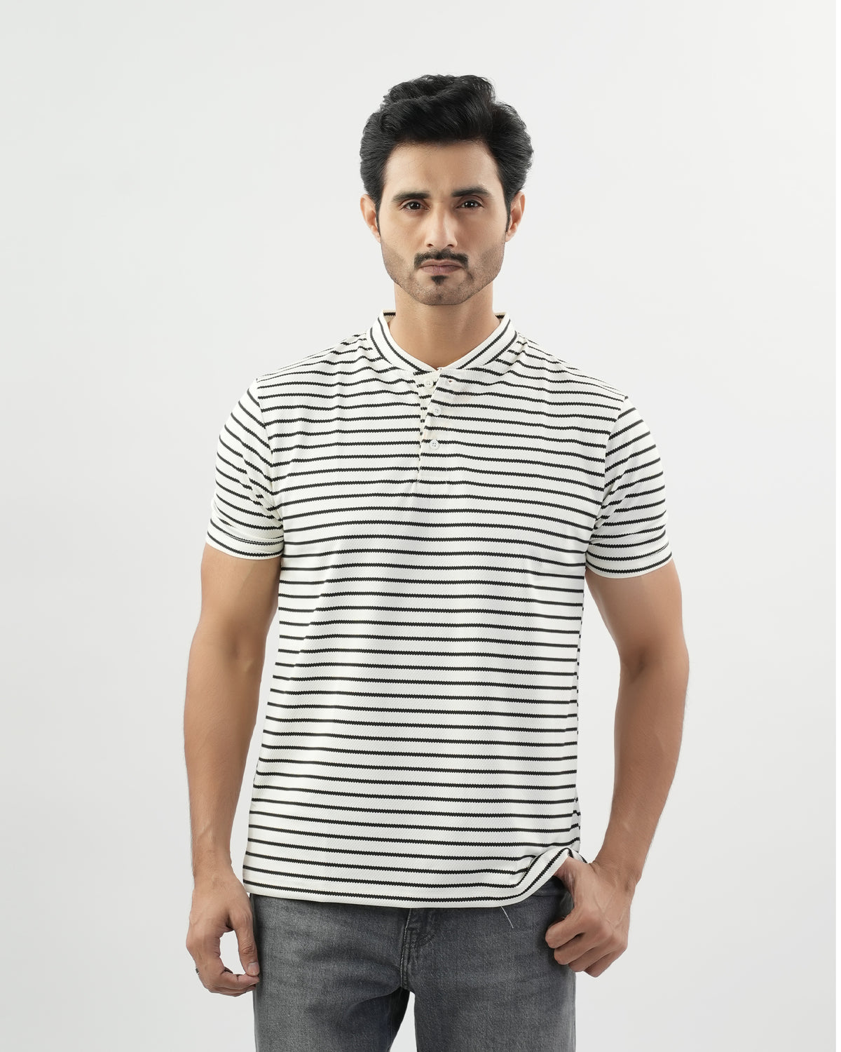 Valuables Men's Henley Half Sleeve T-Shirt