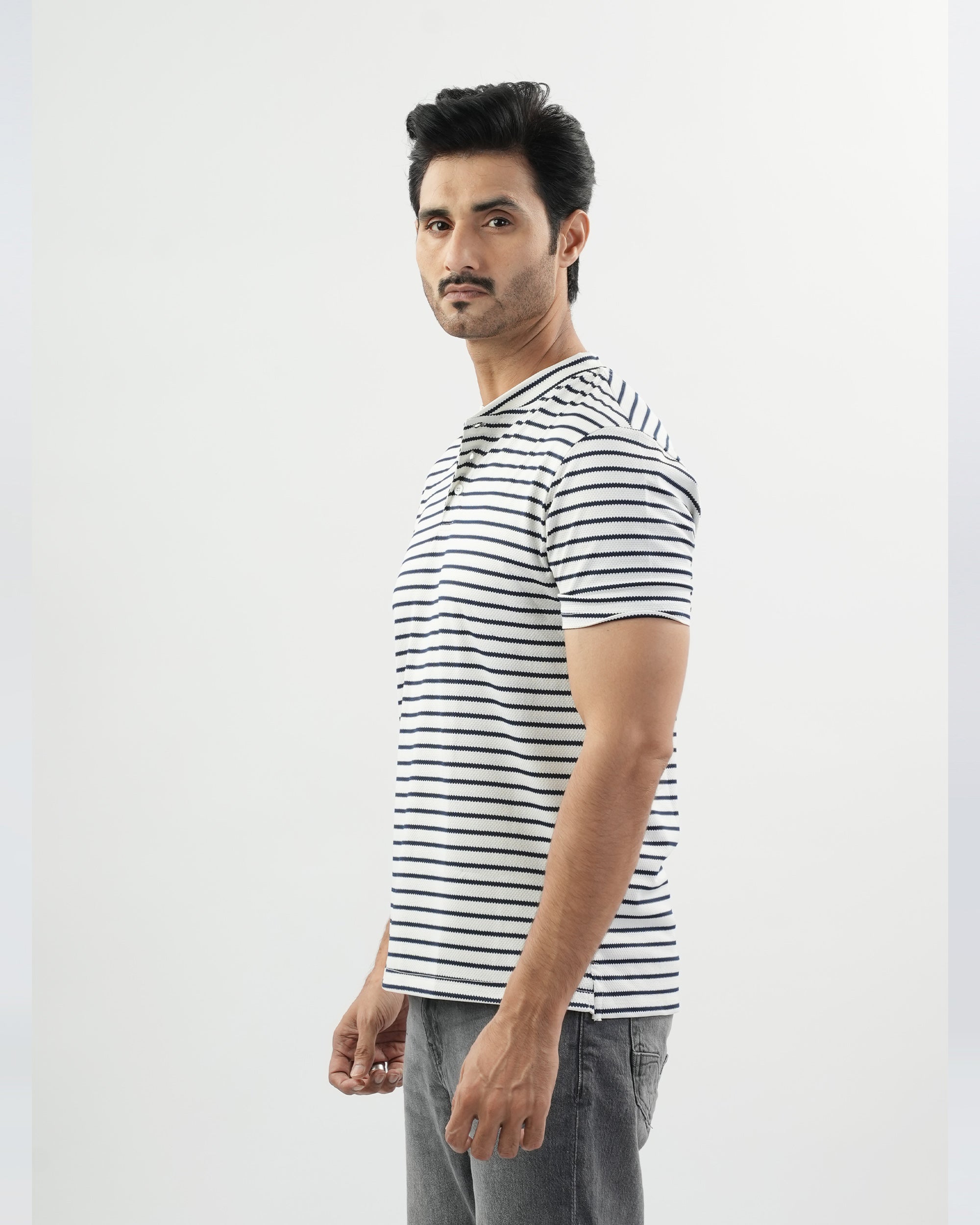 Valuables Men's Henley Half Sleeve T-Shirt