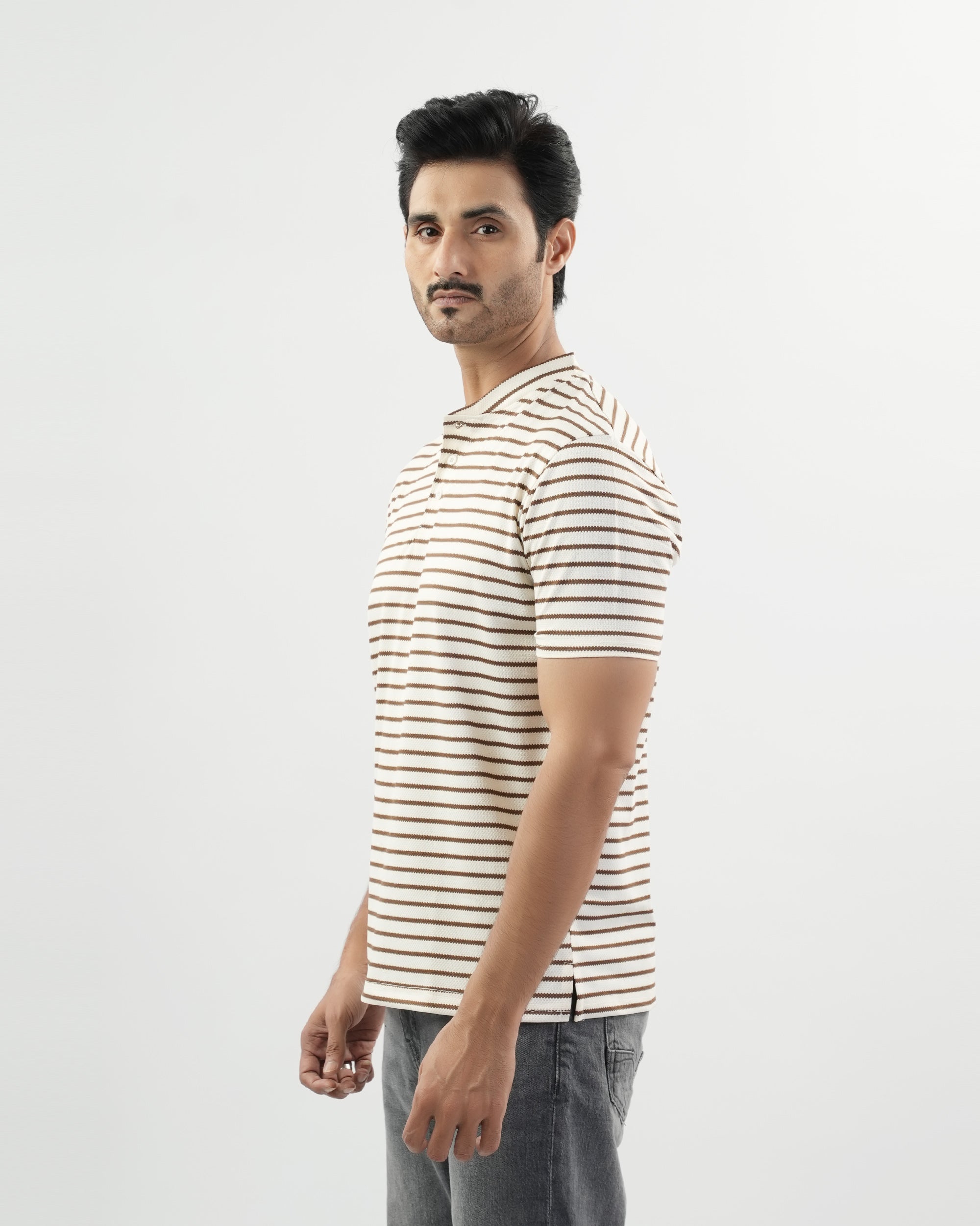 Valuables Men's Henley Half Sleeve T-Shirt