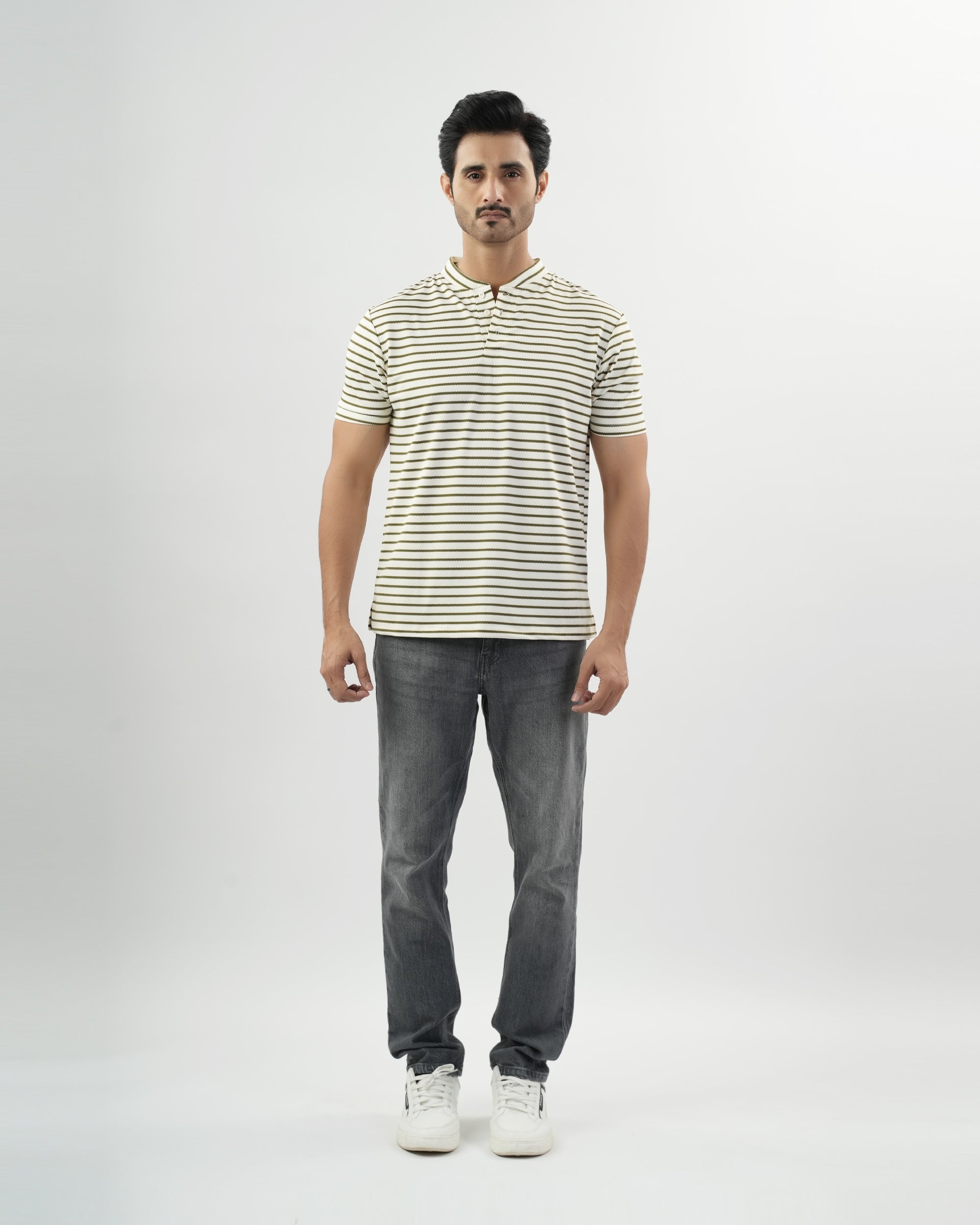 Valuables Men's Henley Half Sleeve T-Shirt