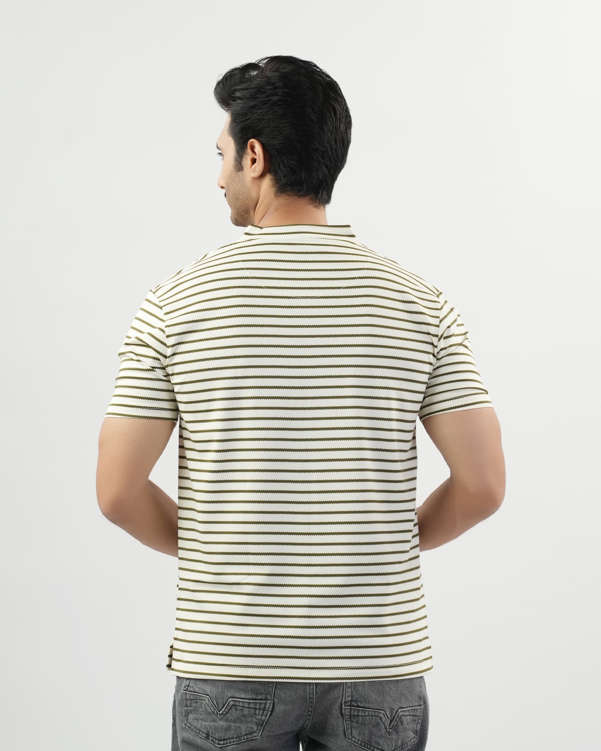 Valuables Men's Henley Half Sleeve T-Shirt