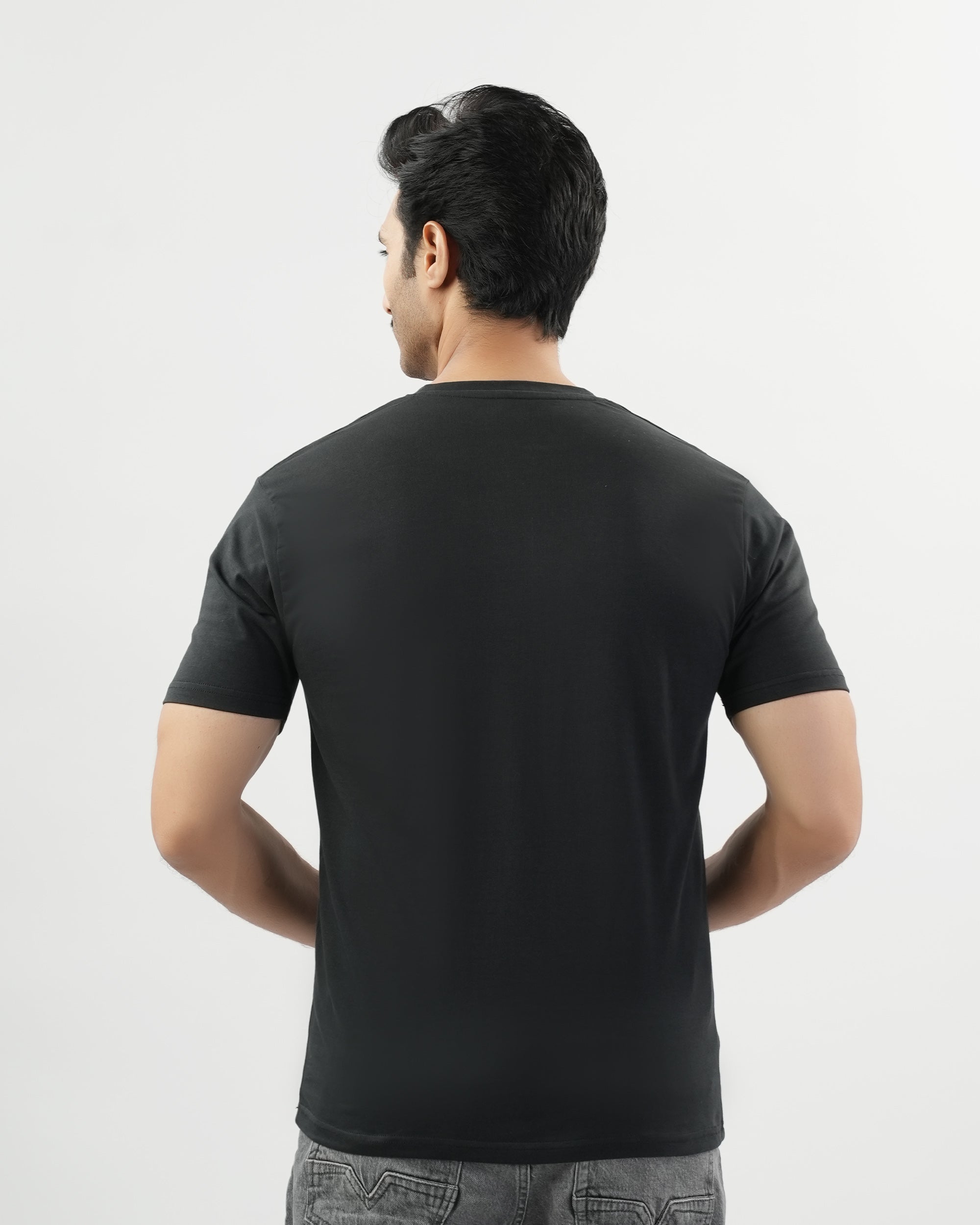 Valuables Men's Plain Half Sleeves T-Shirt
