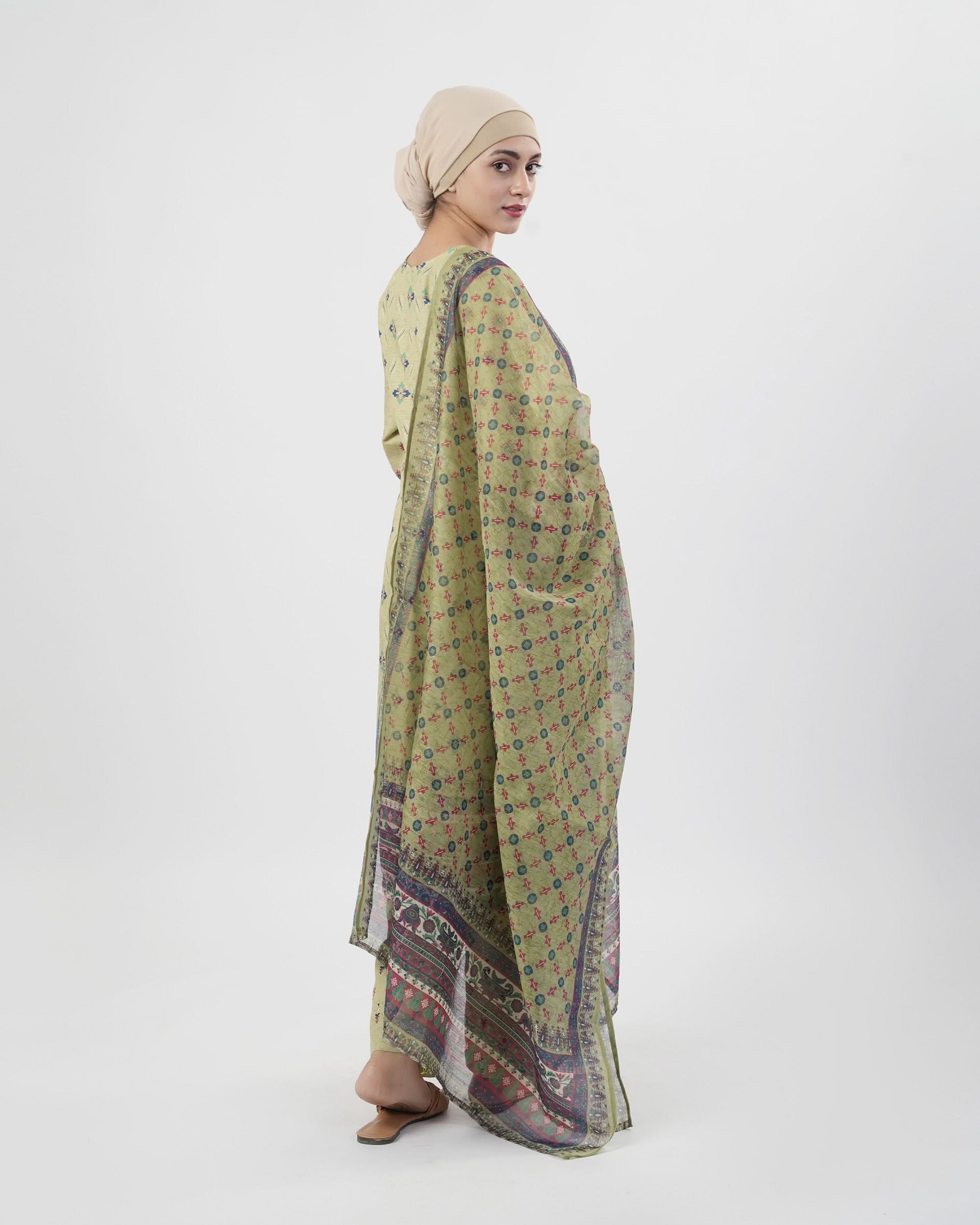 Valuables Women’s Printed 3-Pcs Suit, Women Shalwar Suits, Valuables, Chase Value