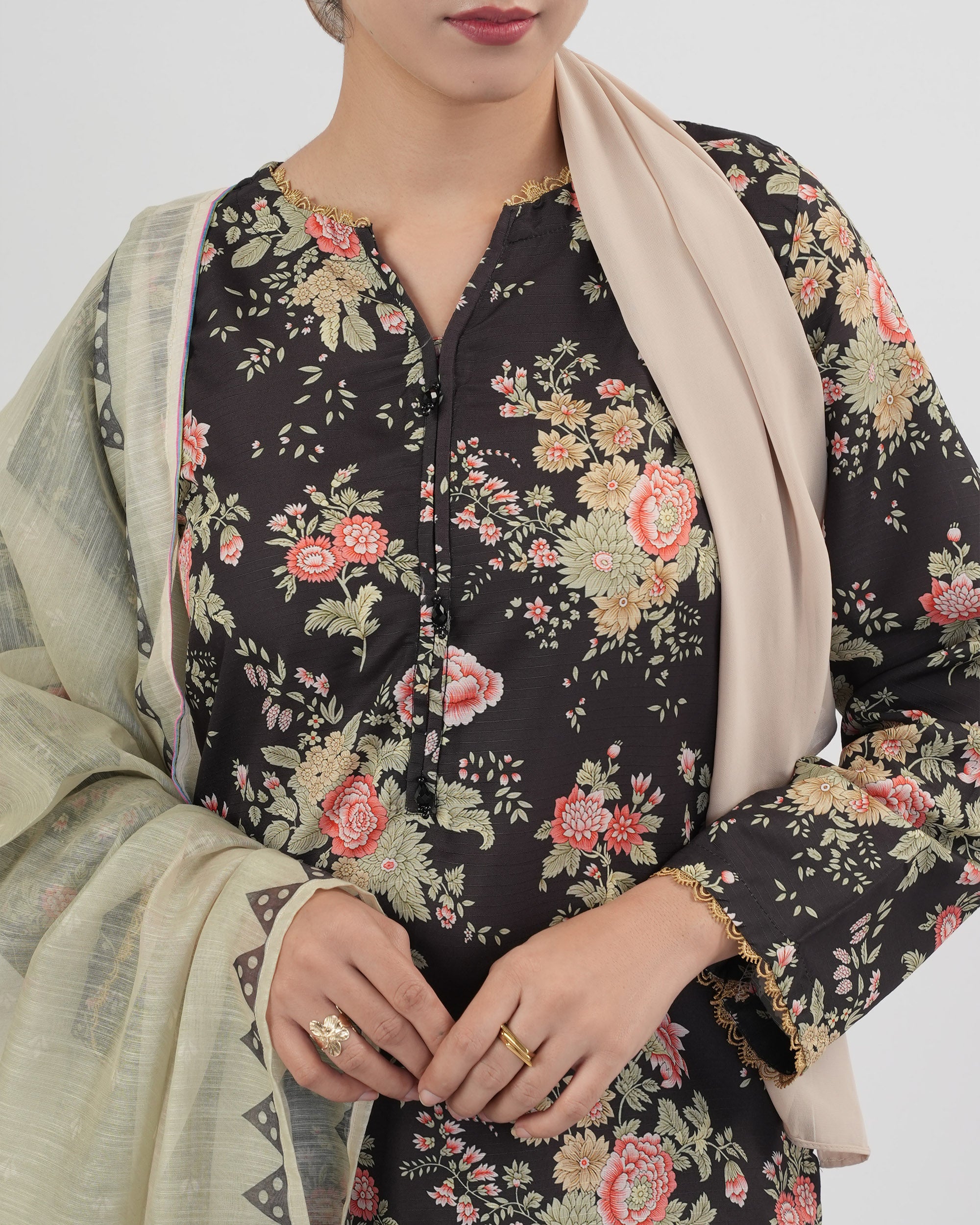 Valuables Women's Printed 3-Pcs Suit