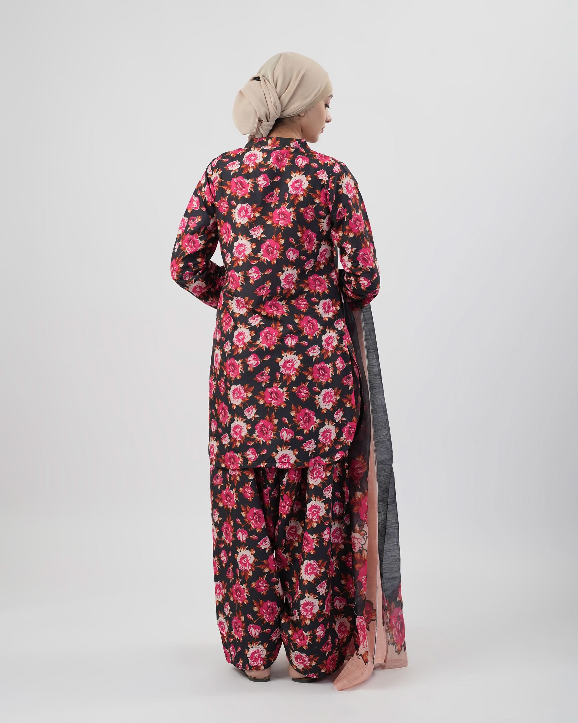 Valuables Women’s Printed 3-Pcs Suit, Women Shalwar Suits, Valuables, Chase Value
