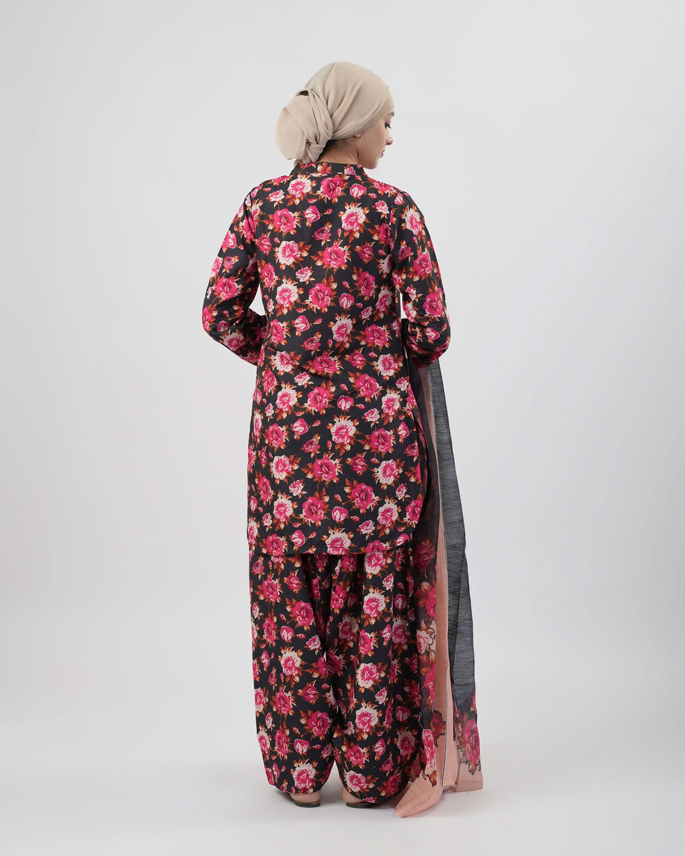 Valuables Women’s Printed 3-Pcs Suit, Women Shalwar Suits, Valuables, Chase Value