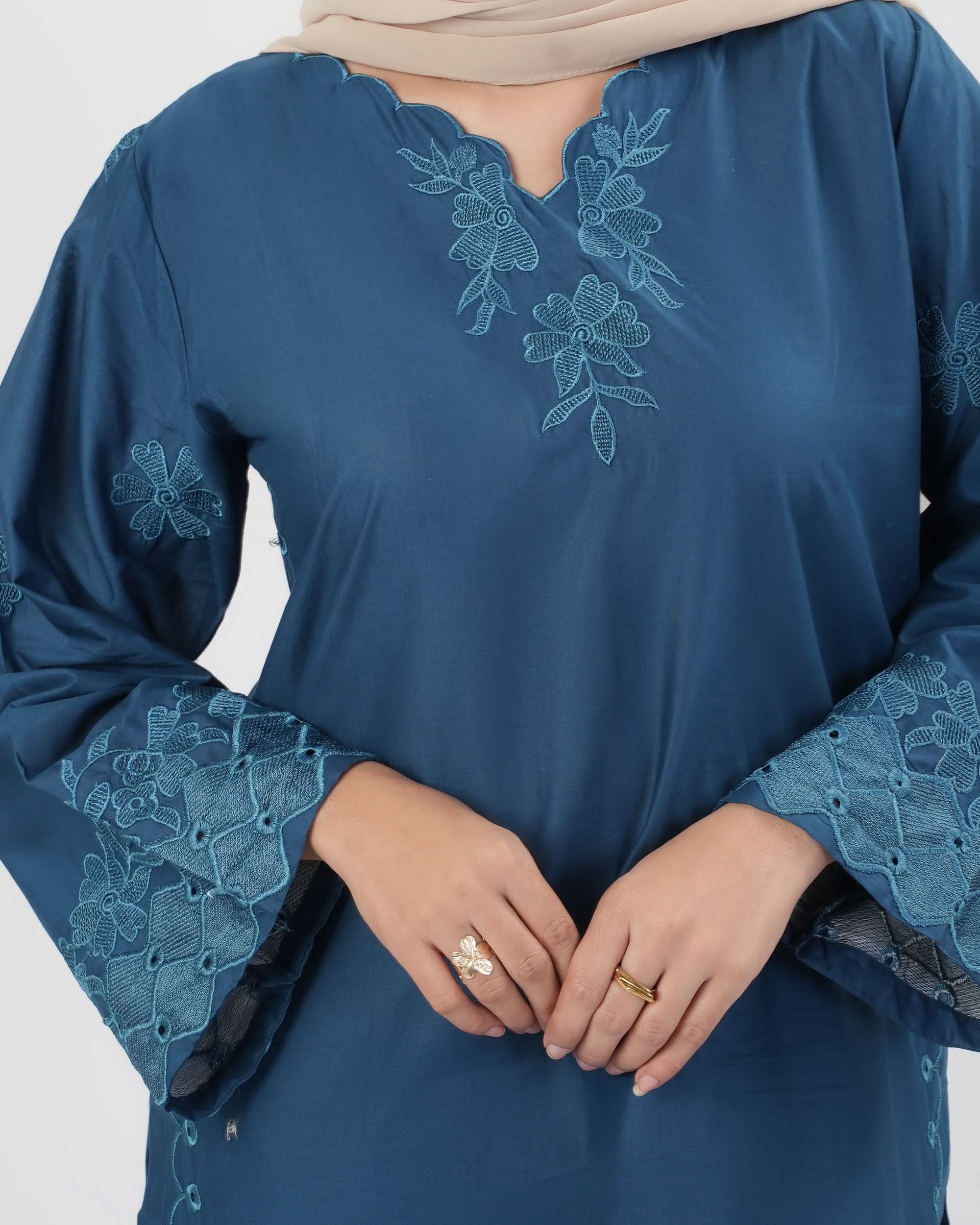 Valuables Women’s Embroidered 2-Pcs Suit, Women Shalwar Suits, Valuables, Chase Value