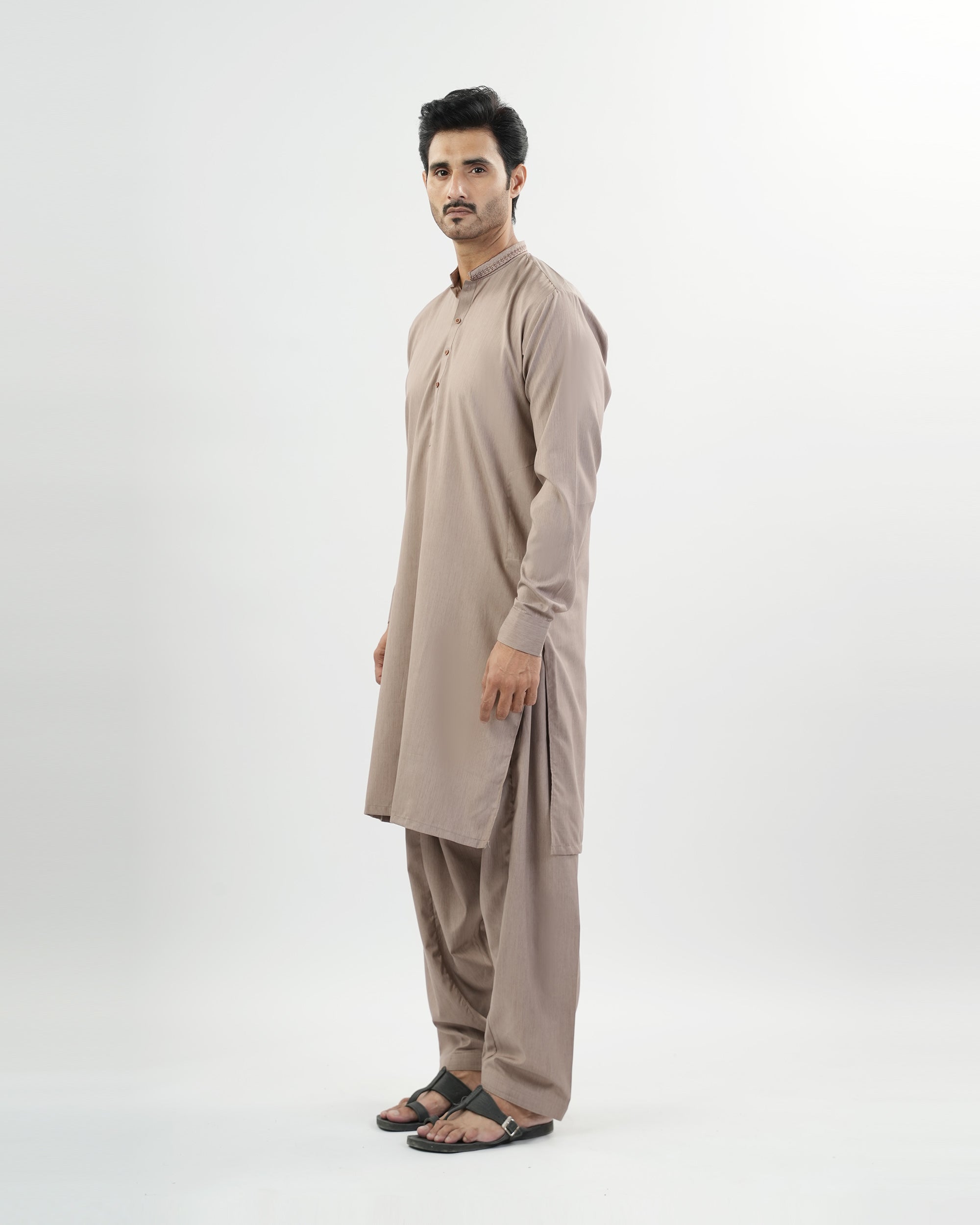 Valuables Men's Embroidered Kurta Shalwar