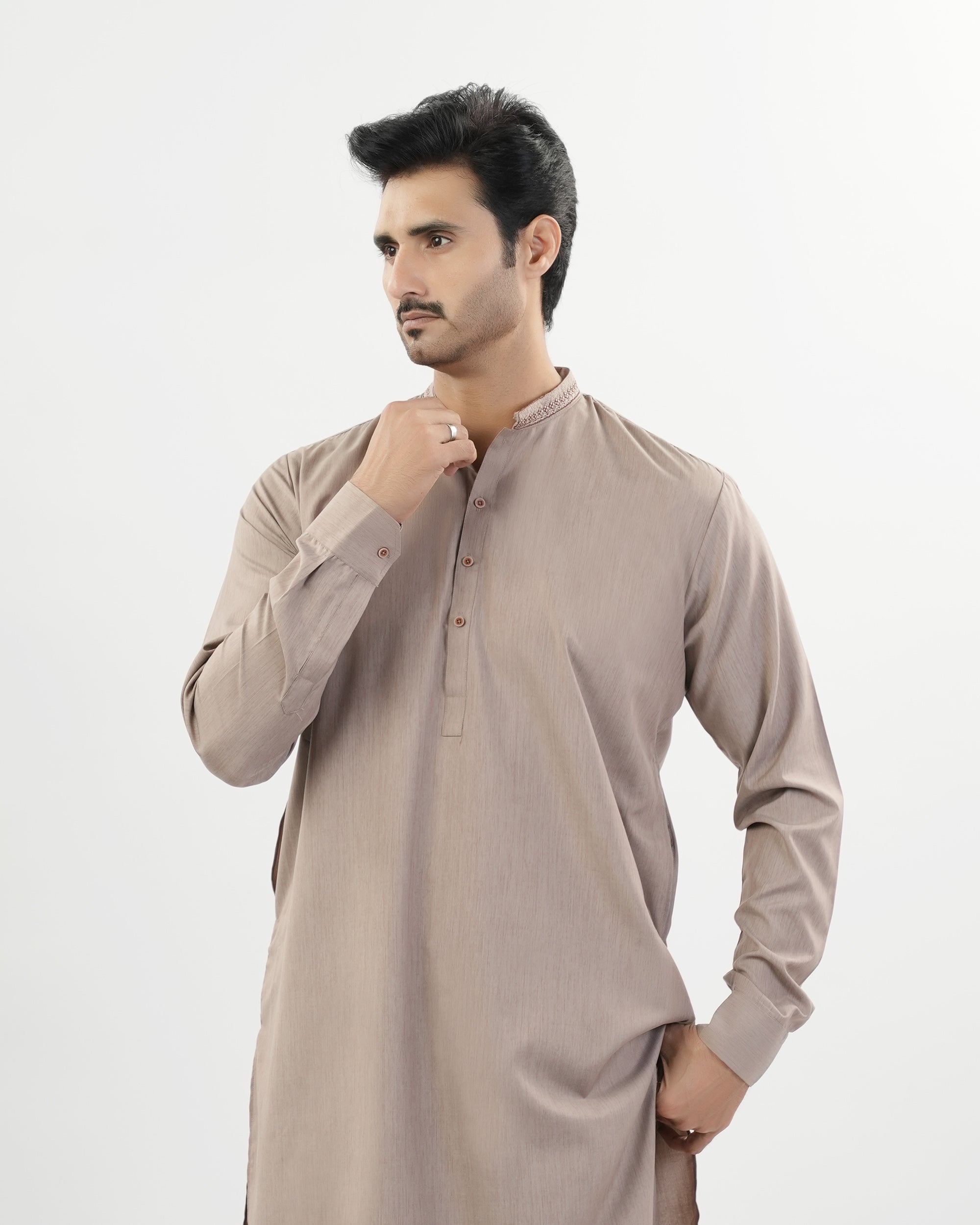 Valuables Men's Embroidered Kurta Shalwar