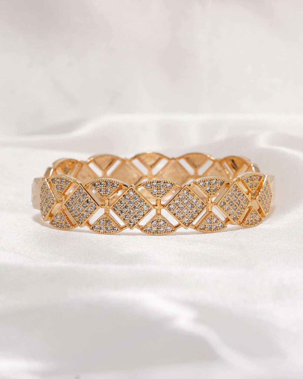 Women's Bangle, Women Bangles & Bracelets, Eminent, Chase Value