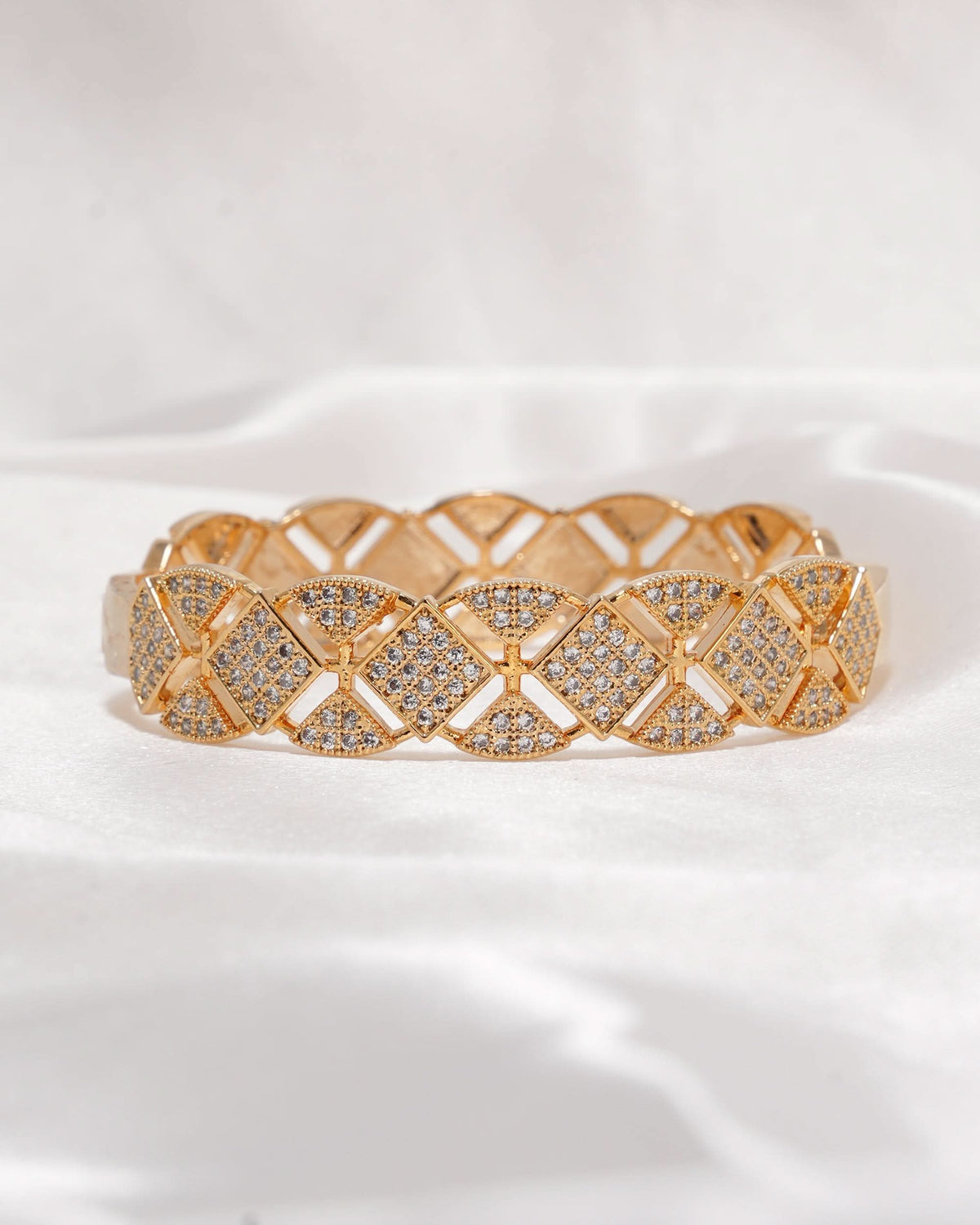 Women's Bangle, Women Bangles & Bracelets, Eminent, Chase Value