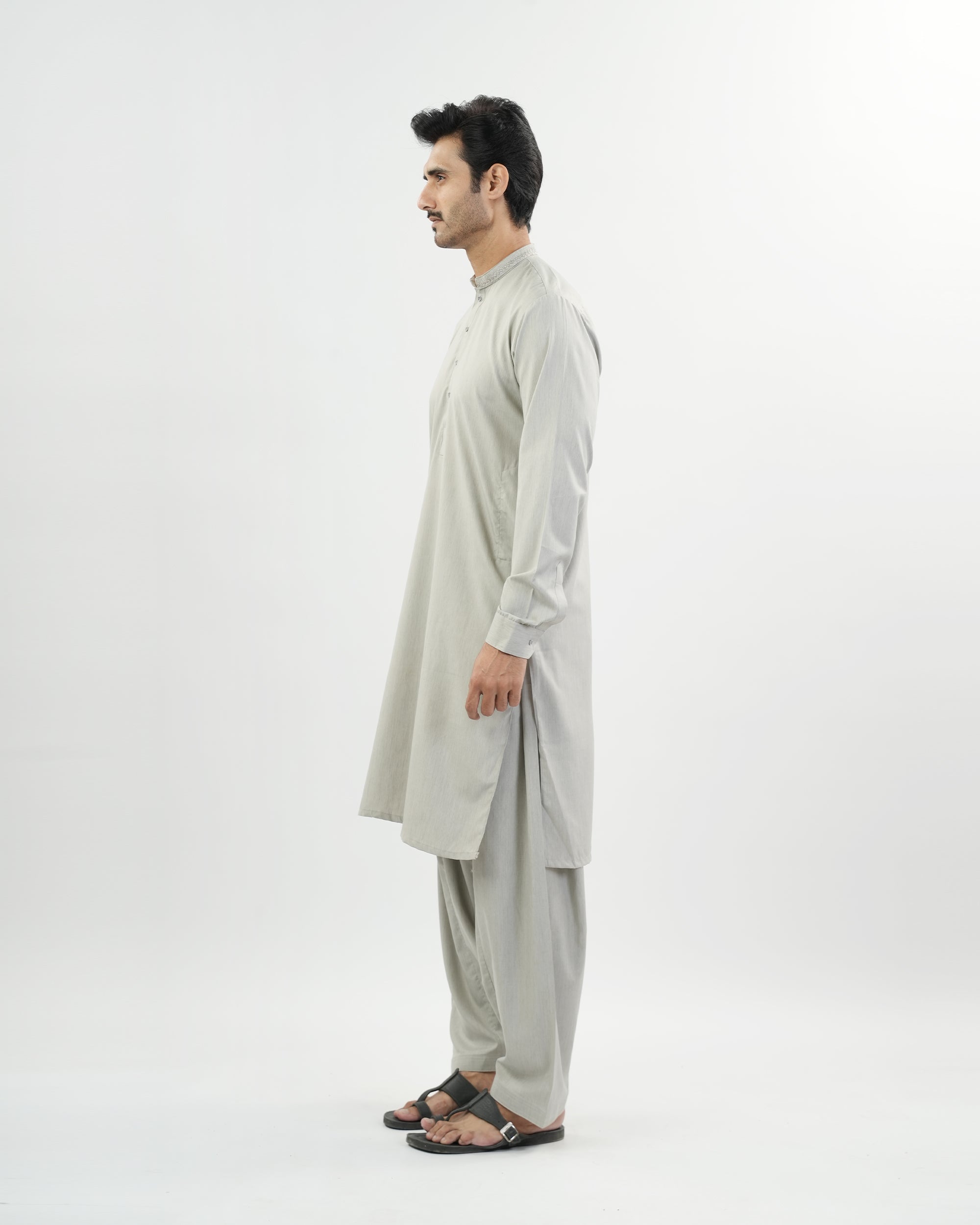 Valuables Men's Embroidered Kurta Shalwar
