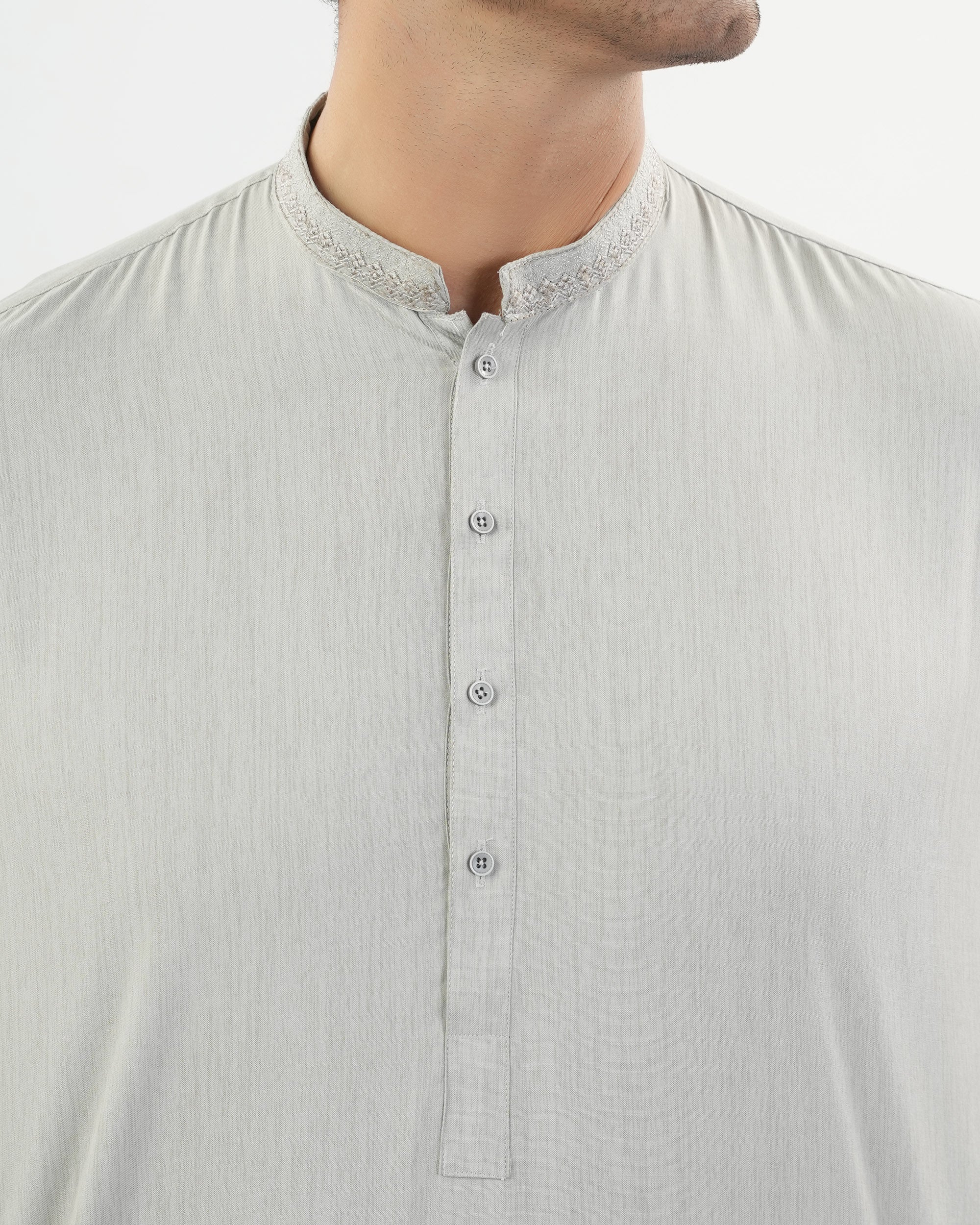 Valuables Men's Embroidered Kurta Shalwar