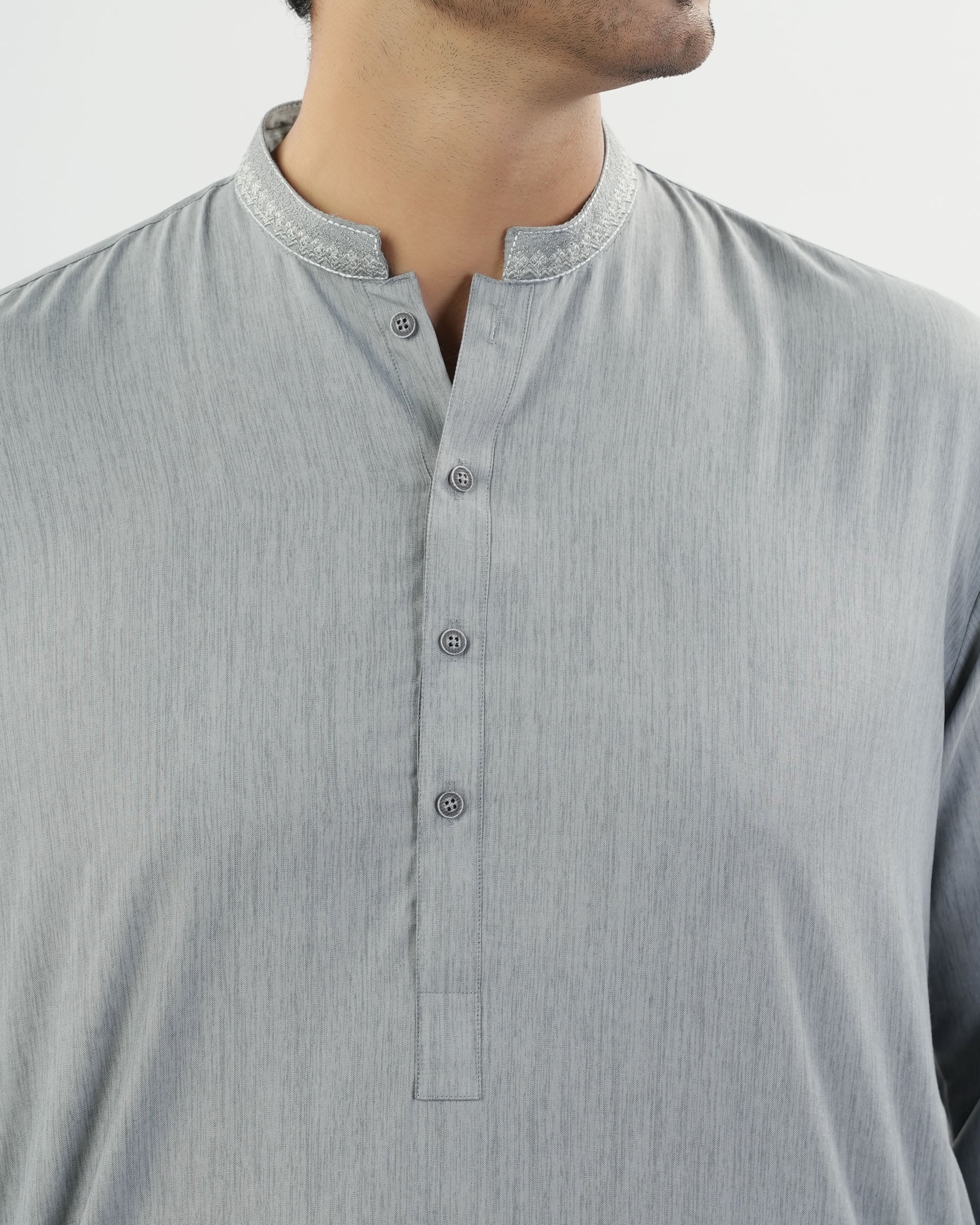 Valuables Men's Embroidered Kurta Shalwar