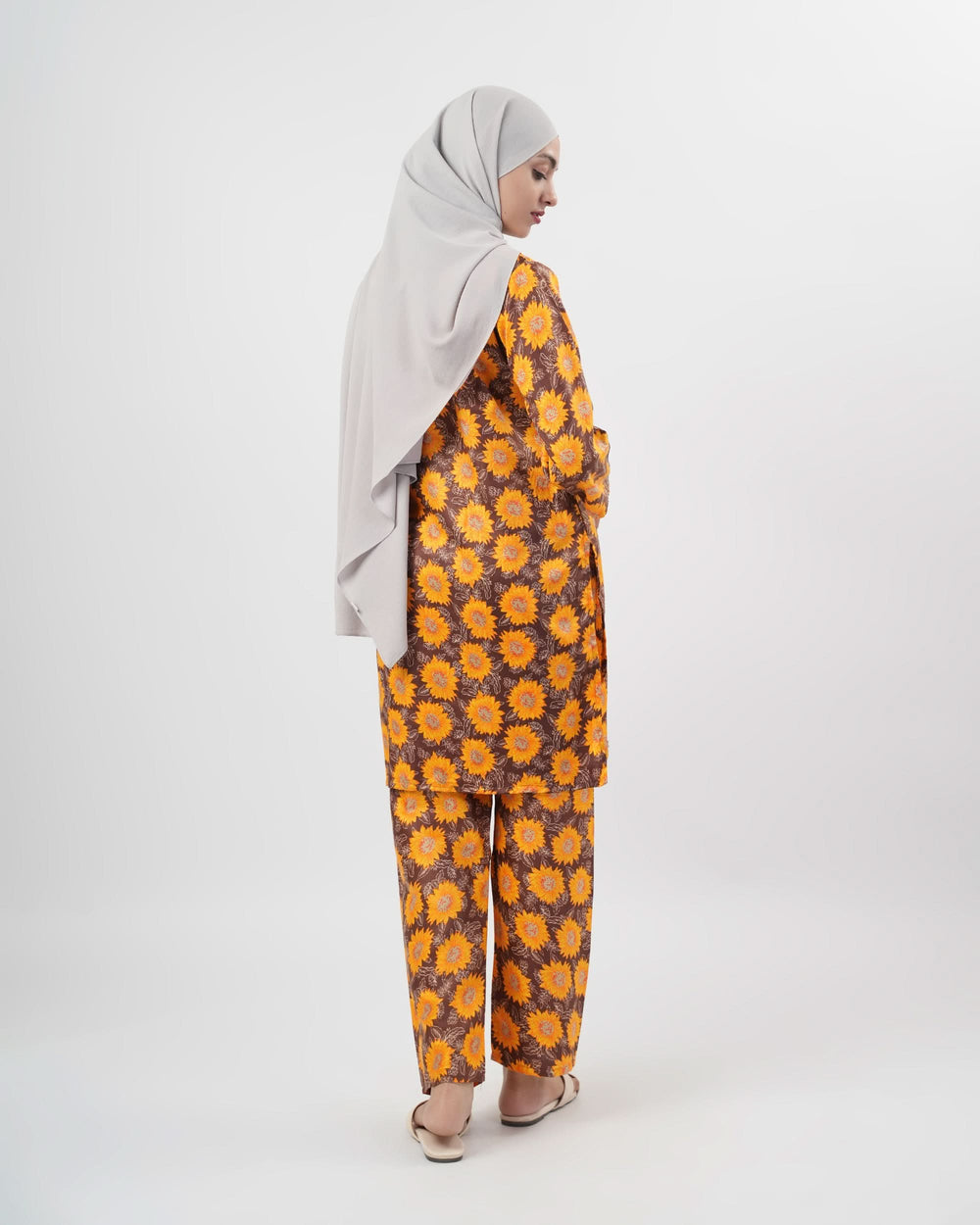 Women's 2Pc Printed Suit, Women Shalwar Suits, Chase Value, Chase Value