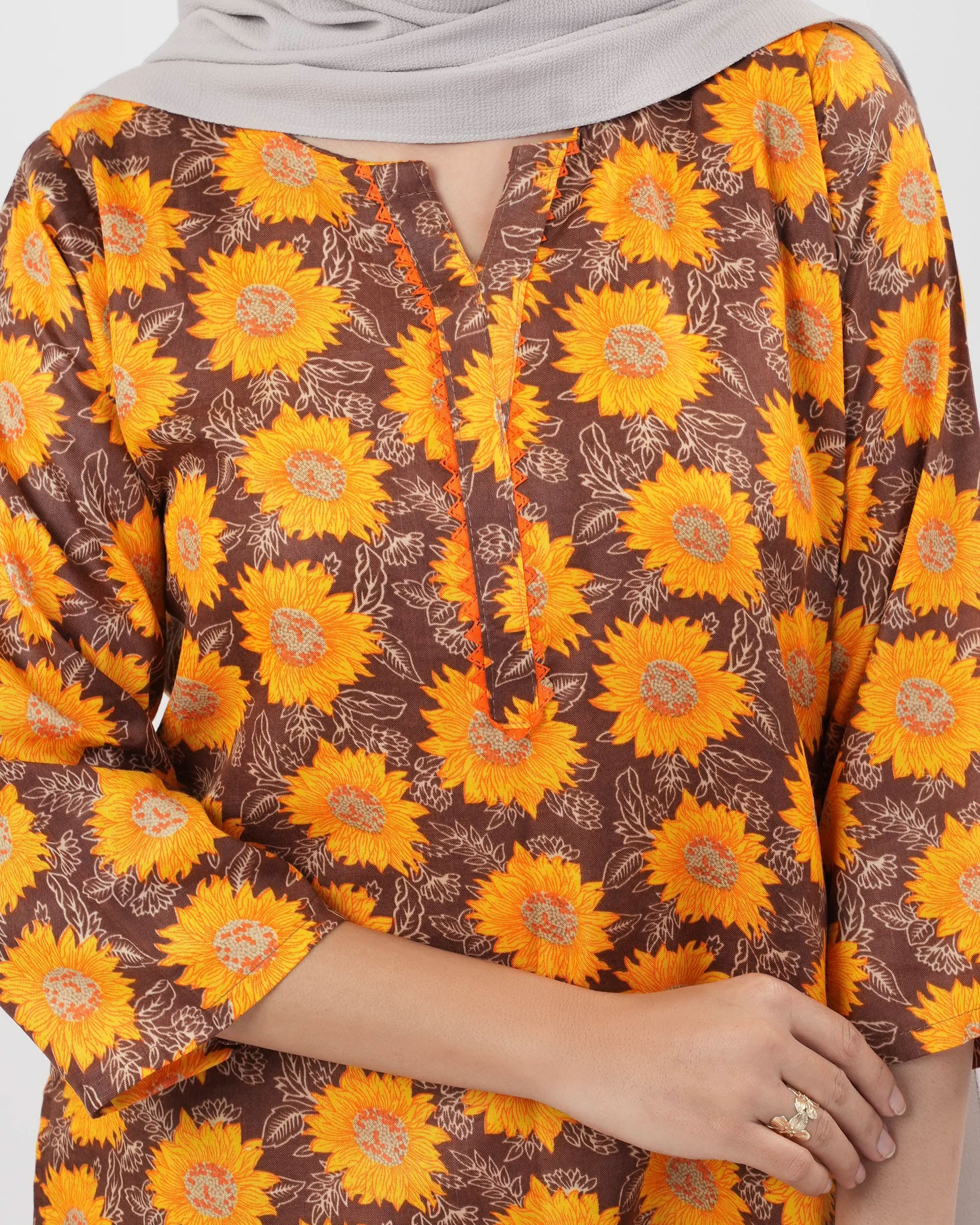 Women's 2Pc Printed Suit, Women Shalwar Suits, Chase Value, Chase Value