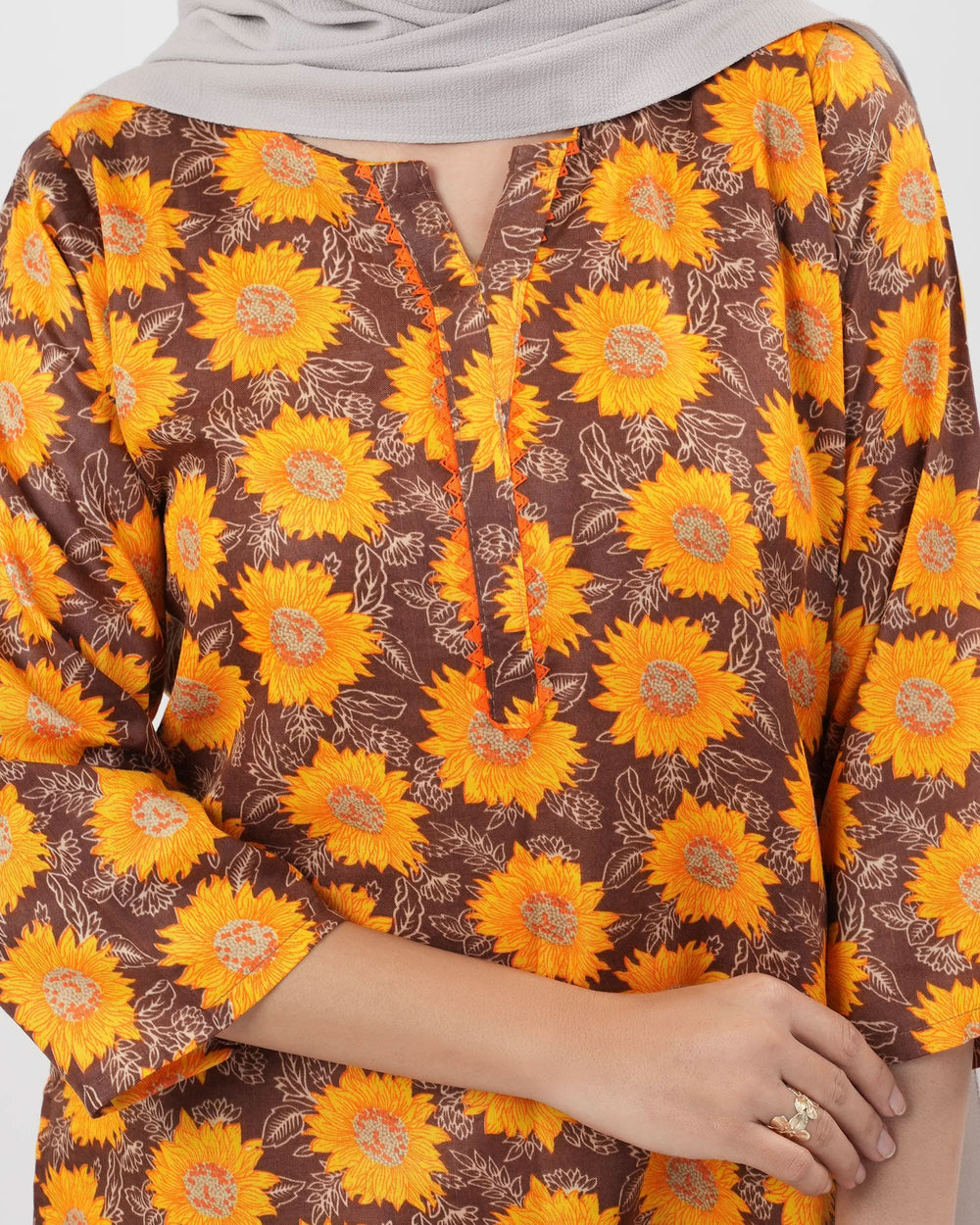 Women's 2Pc Printed Suit, Women Shalwar Suits, Chase Value, Chase Value