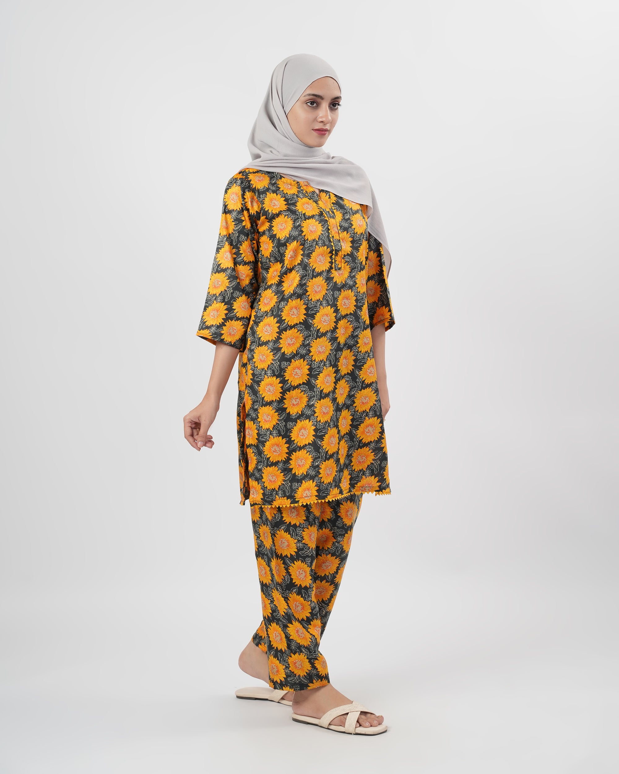Women's 2Pc Printed Suit, Women Shalwar Suits, Chase Value, Chase Value