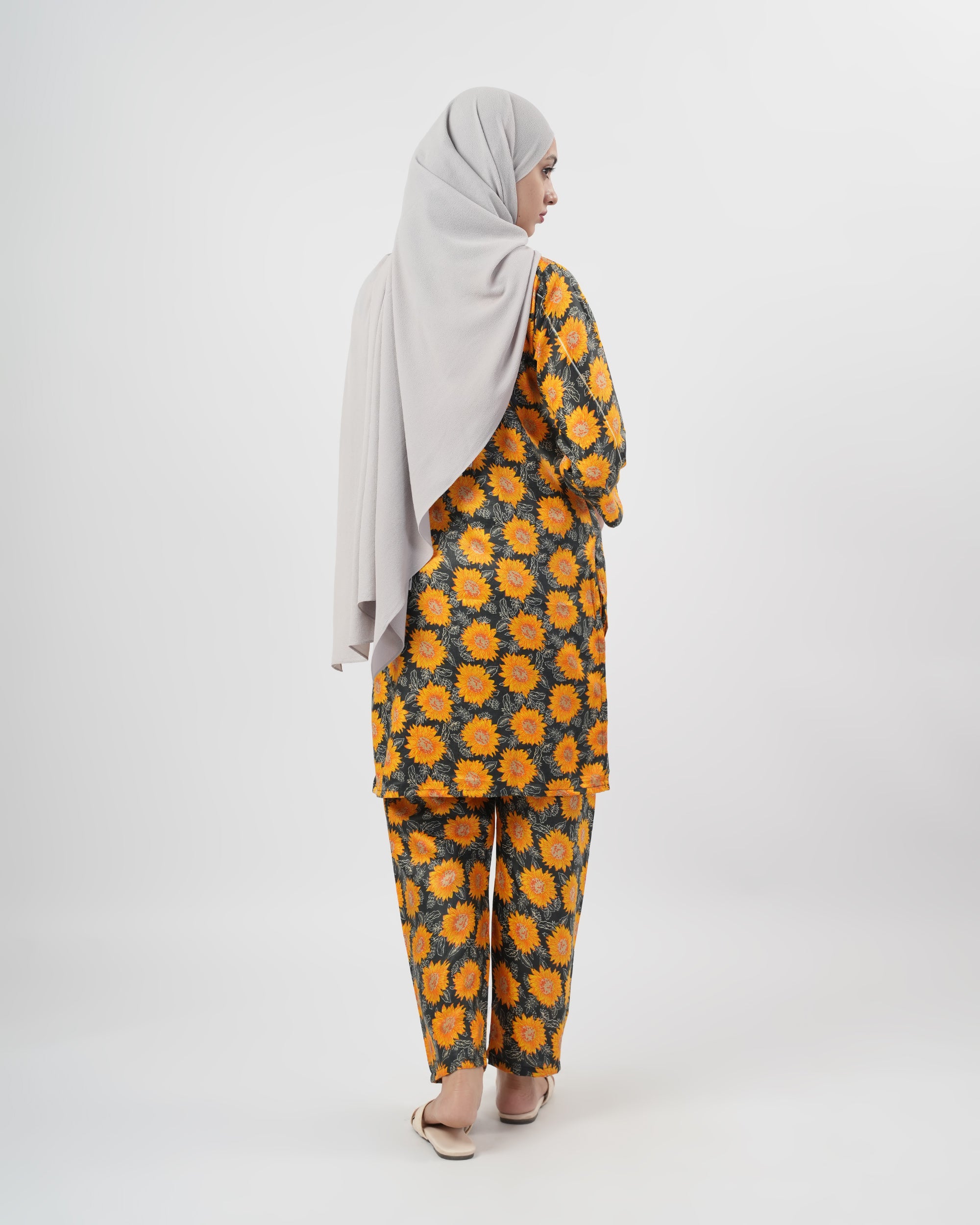 Women's 2Pc Printed Suit, Women Shalwar Suits, Chase Value, Chase Value
