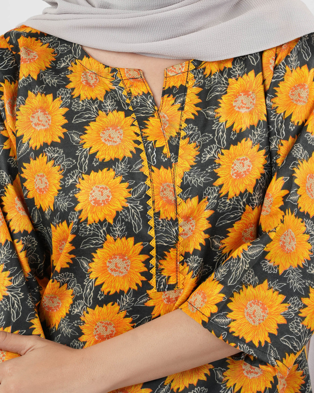 Women's 2Pc Printed Suit, Women Shalwar Suits, Chase Value, Chase Value