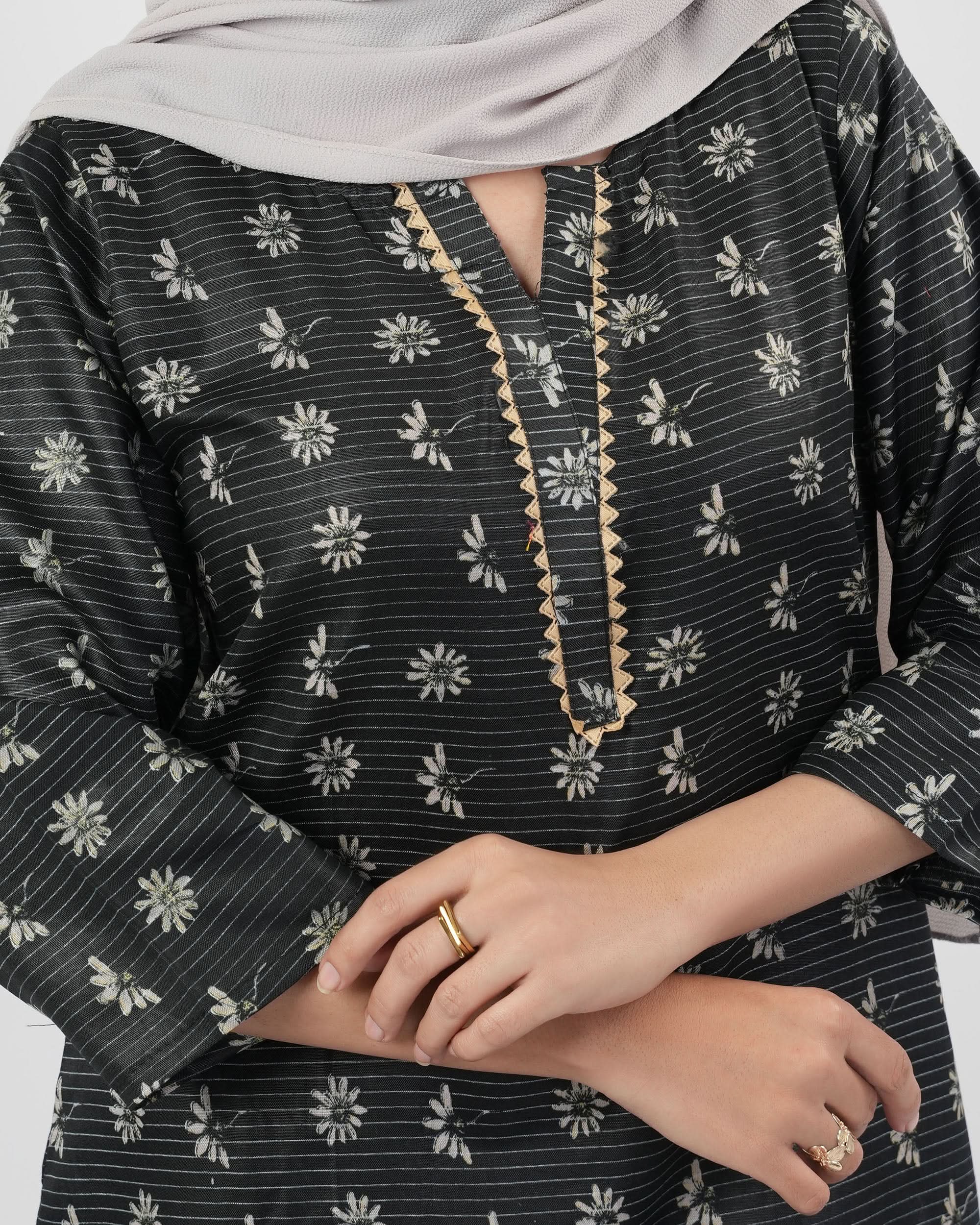 Women's 2Pc Printed Suit, Women Shalwar Suits, Chase Value, Chase Value