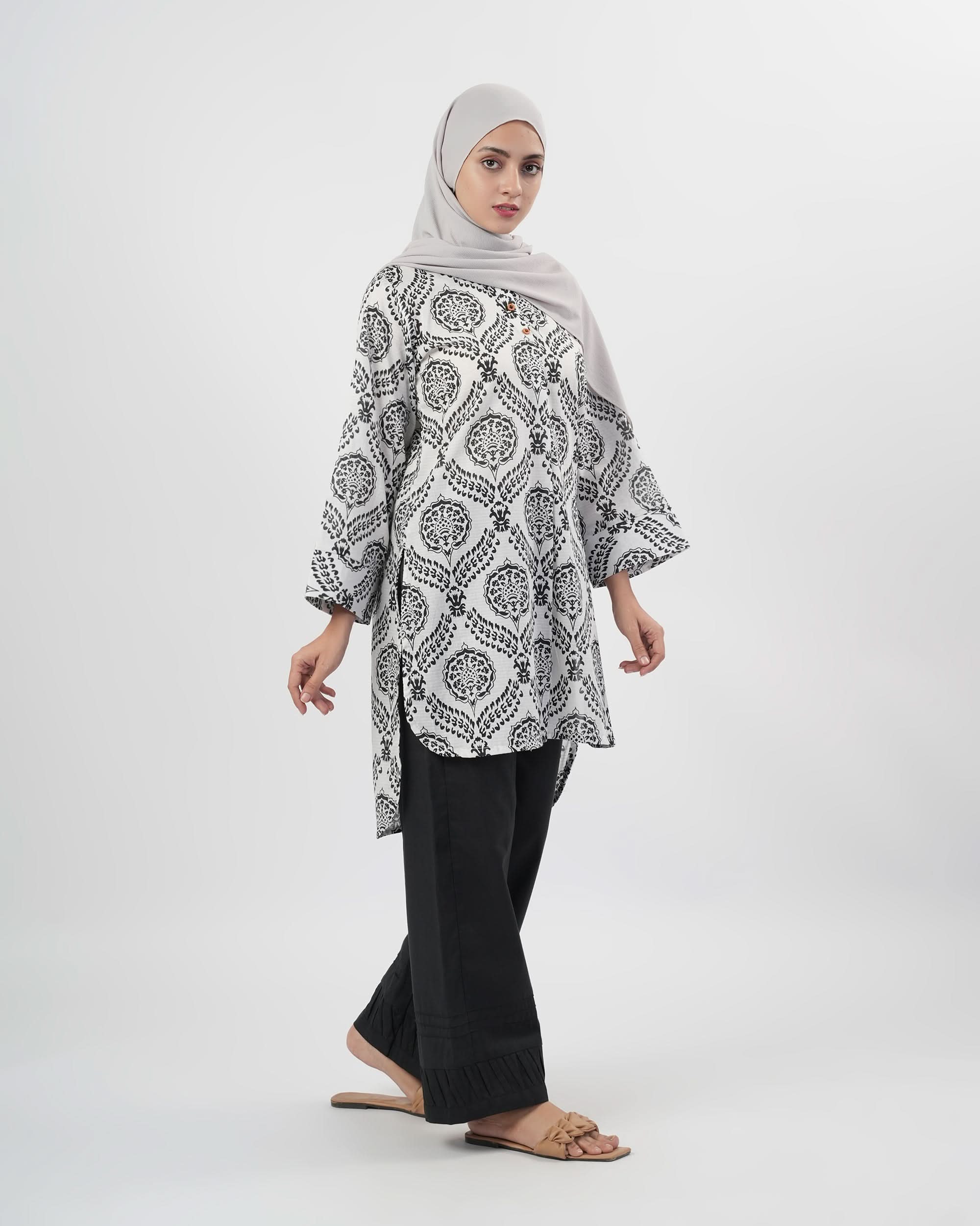 Valuables Women’s Printed Kurti, Women Ready Kurtis, Valuables, Chase Value