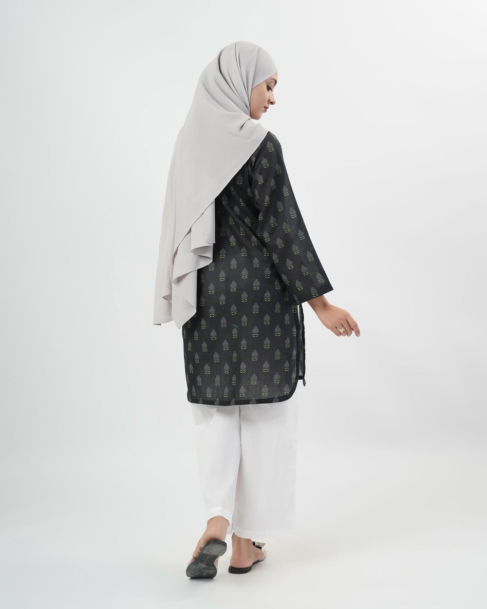 Valuables Women’s Printed Kurti, Women Ready Kurtis, Valuables, Chase Value
