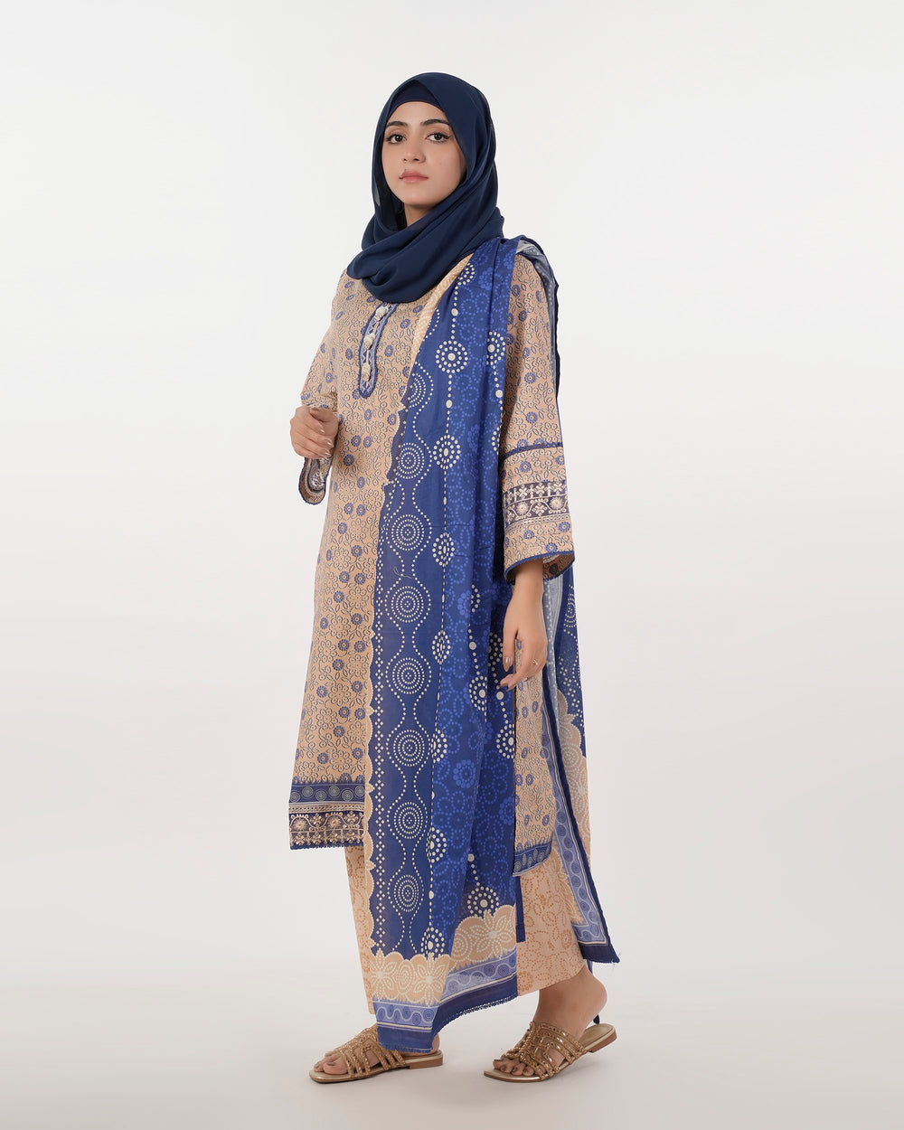 Eminent Women's Embroidered 03 Pcs Suit - Royal Blue, Women Shalwar Suits, Eminent, Chase Value