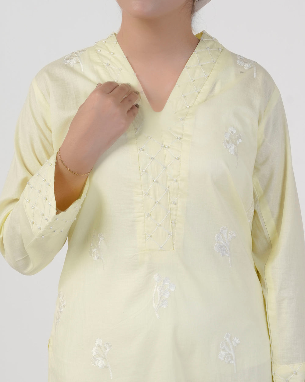 Valuables Women Embroidered Kurti, Women Ready Kurtis, Chase Value, Chase Value