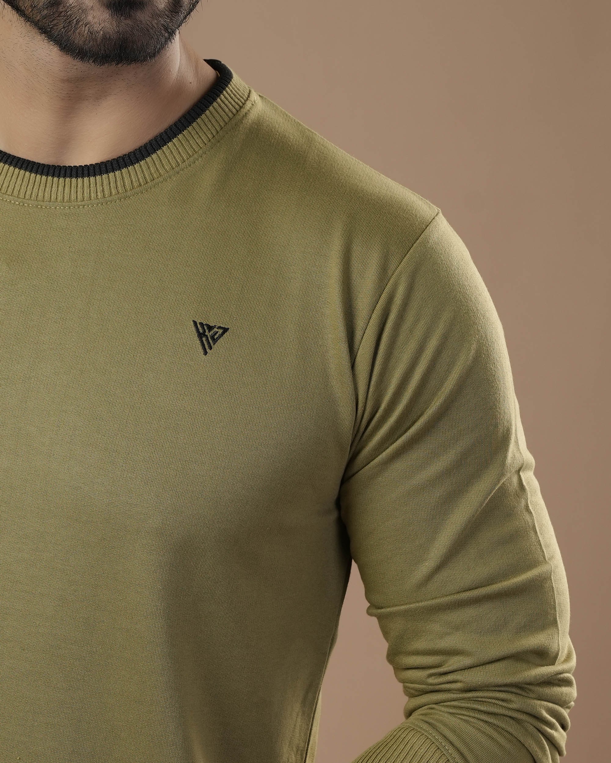 Men's Plain Sweatshirt, Men's Sweater & Sweat Shirts, Chase Value, Chase Value