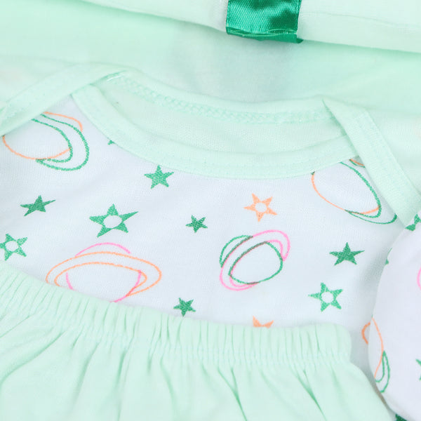 Newborn Boys Gift Set Pack of 8 - Light Green