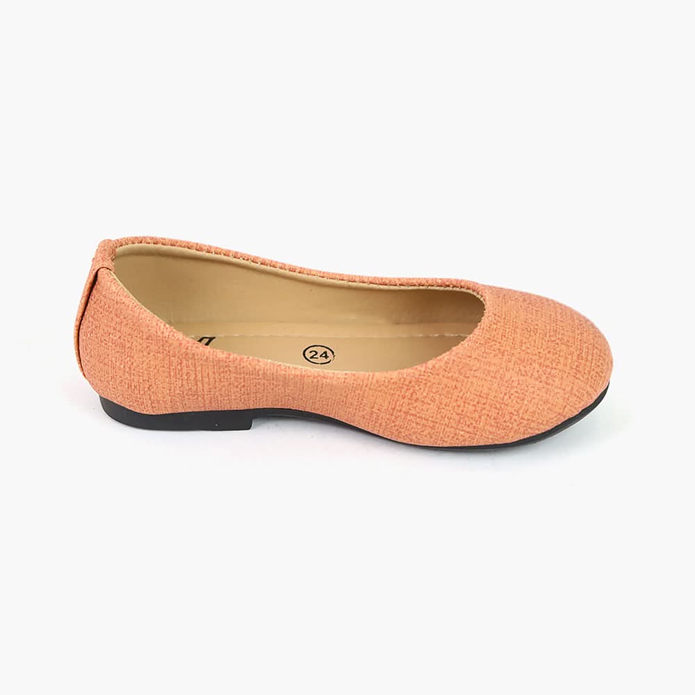 Girls Pump - Mustard, Girls Pump, Chase Value, Chase Value