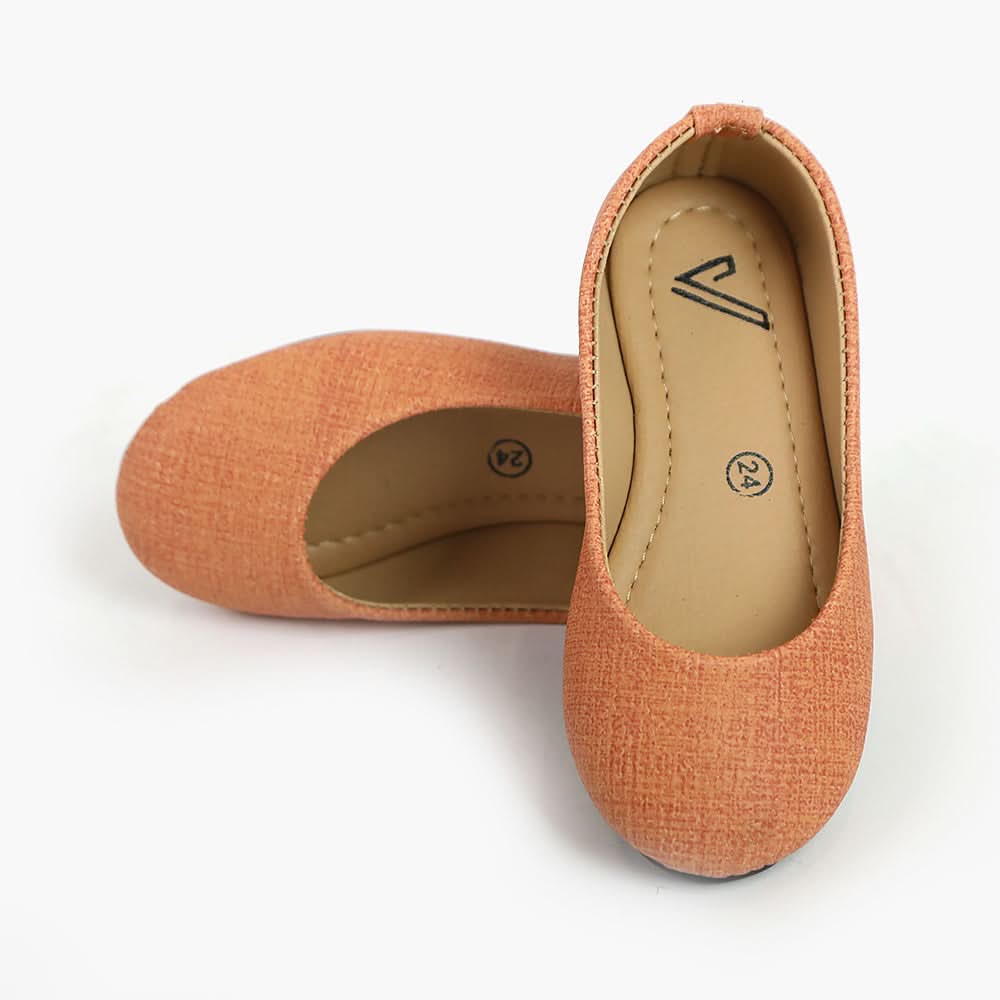 Girls Pump - Mustard, Girls Pump, Chase Value, Chase Value