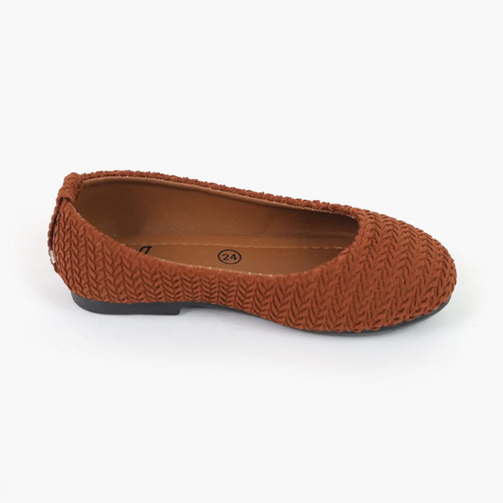 Girls Pump - Mustard, Girls Pump, Chase Value, Chase Value