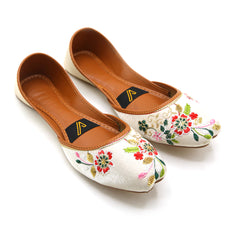 Women's Khussa - Cream